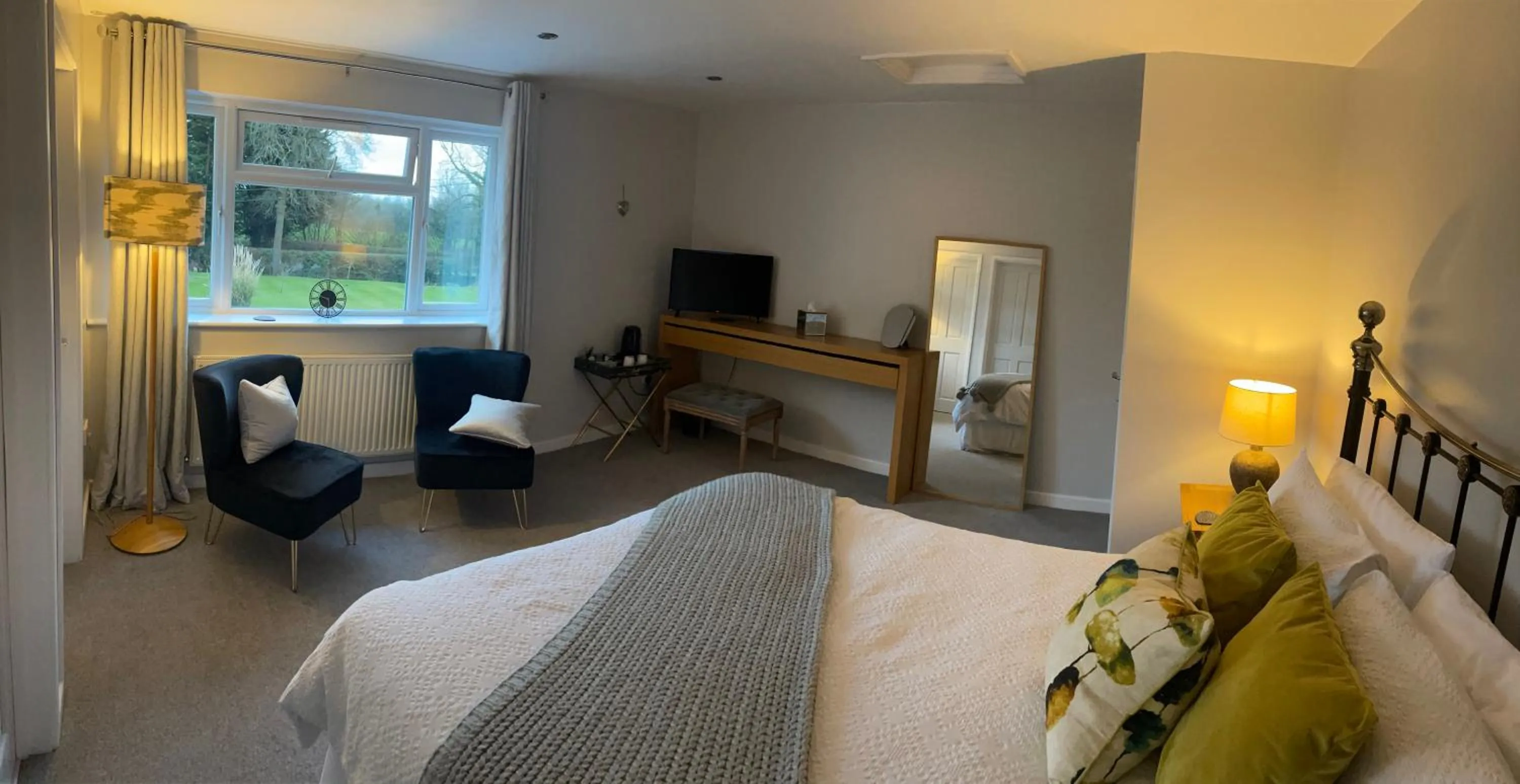 Bedroom, Bed in Bricket House