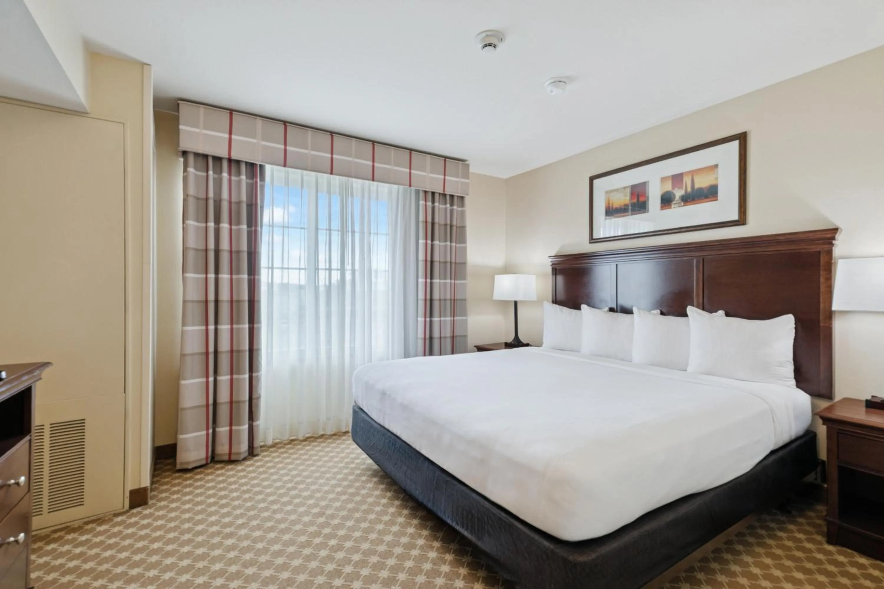 Bedroom, Bed in Country Inn & Suites by Radisson, Covington, LA