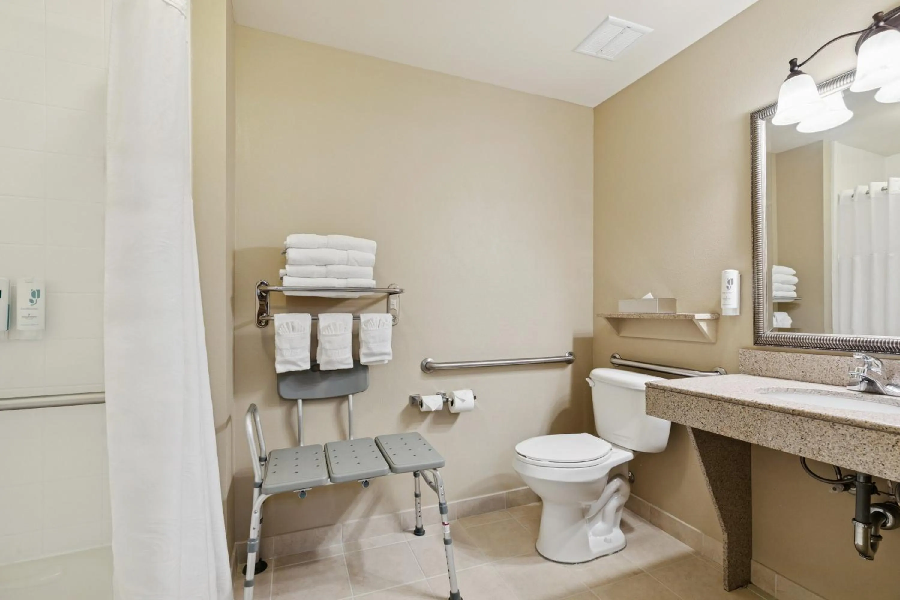 Bathroom in Country Inn & Suites by Radisson, Covington, LA