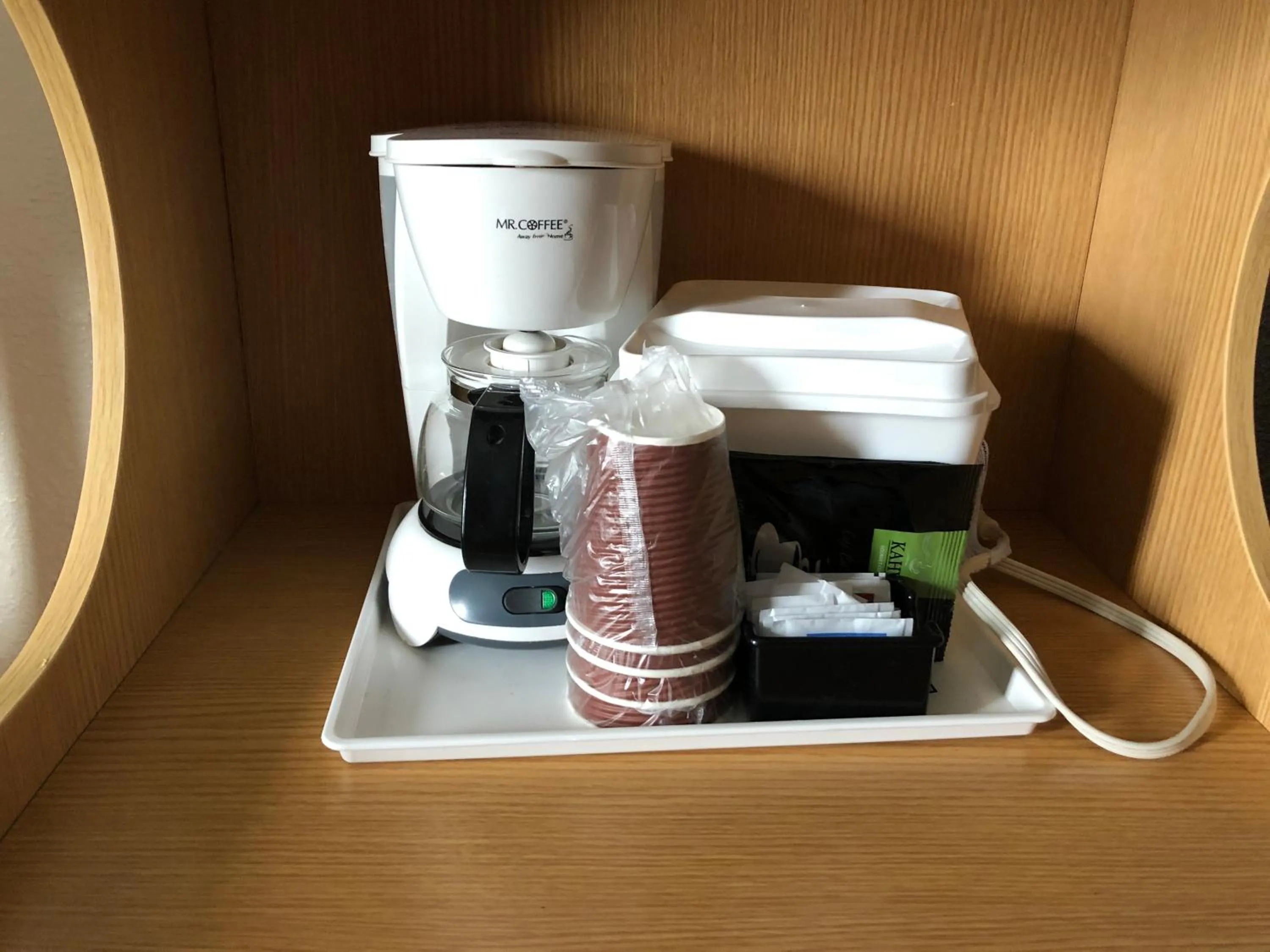 Coffee/tea facilities in Howard Johnson by Wyndham Salem