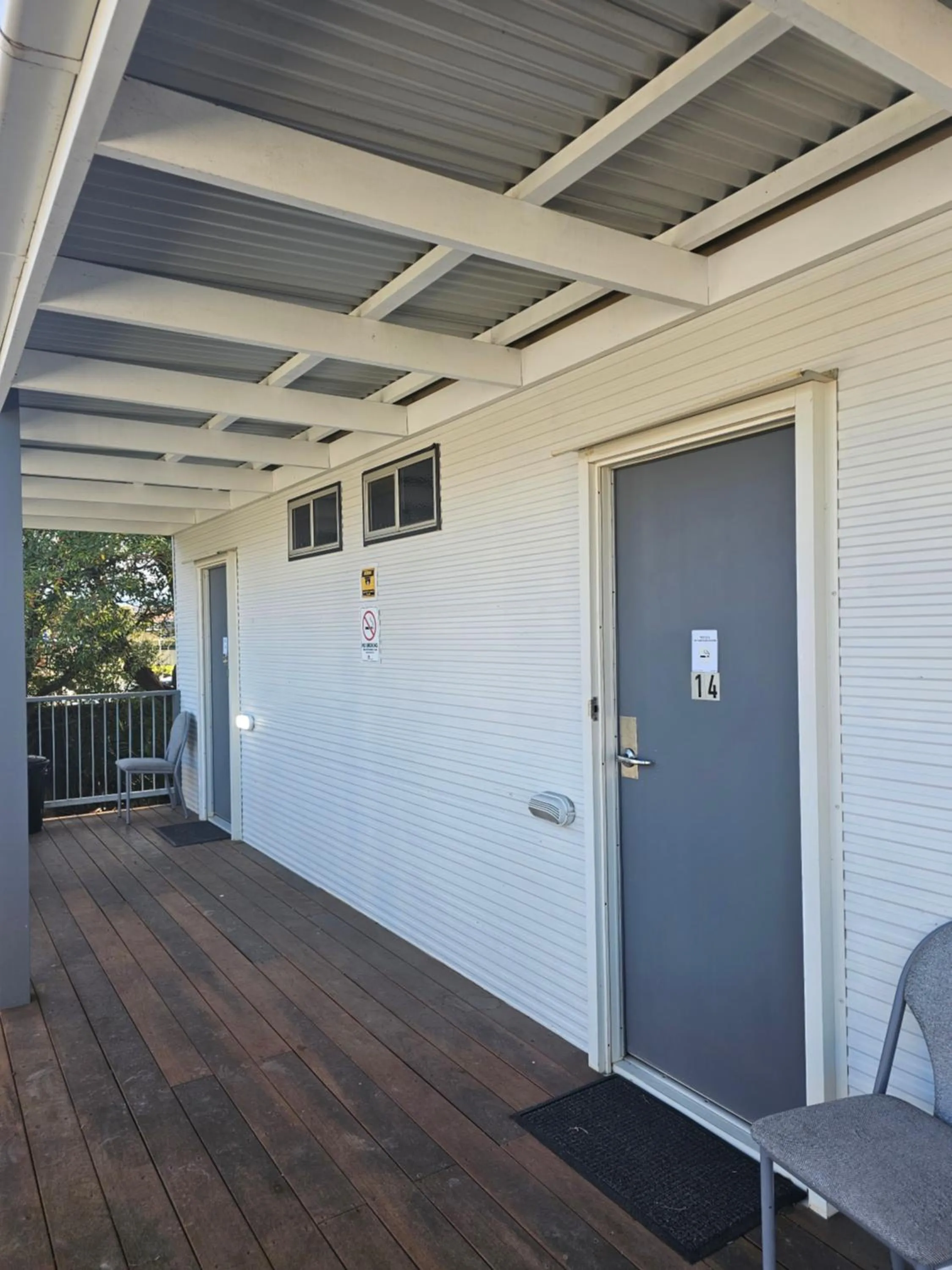 Property building in Hive Hotel, Moruya