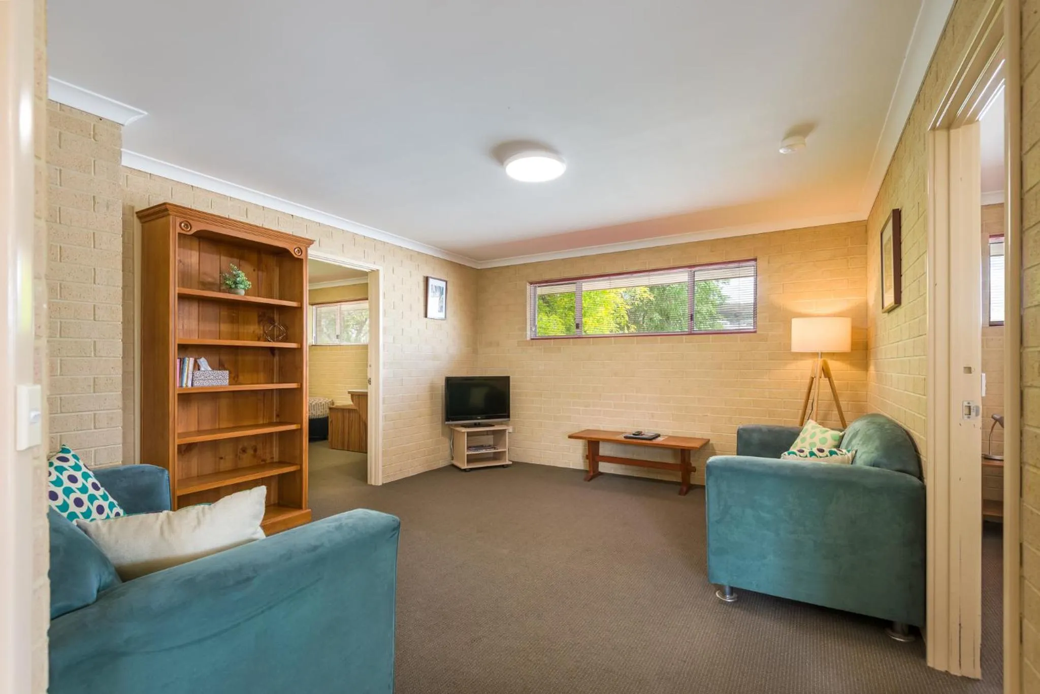 Albany Holiday Units