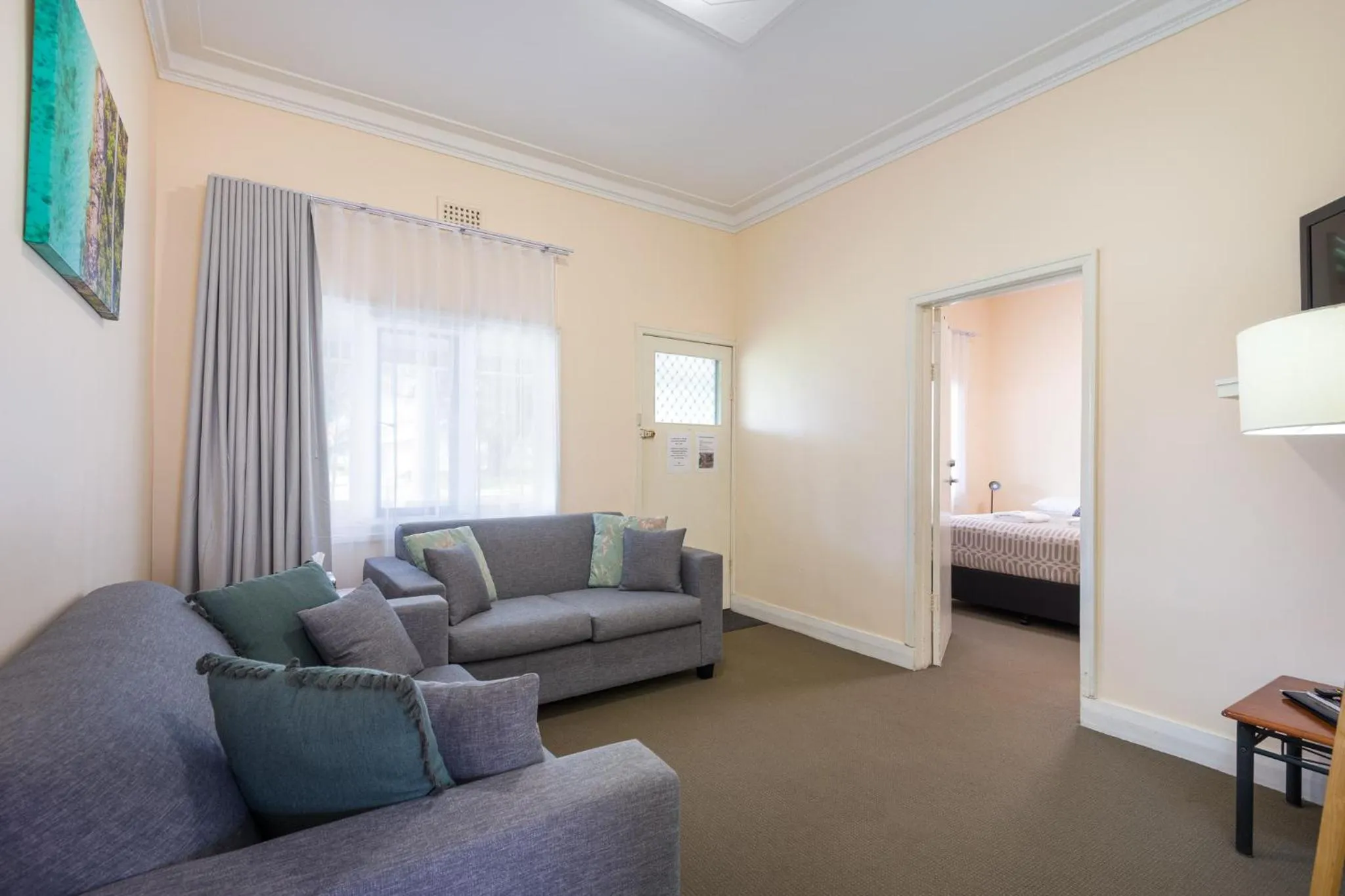 Albany Holiday Units