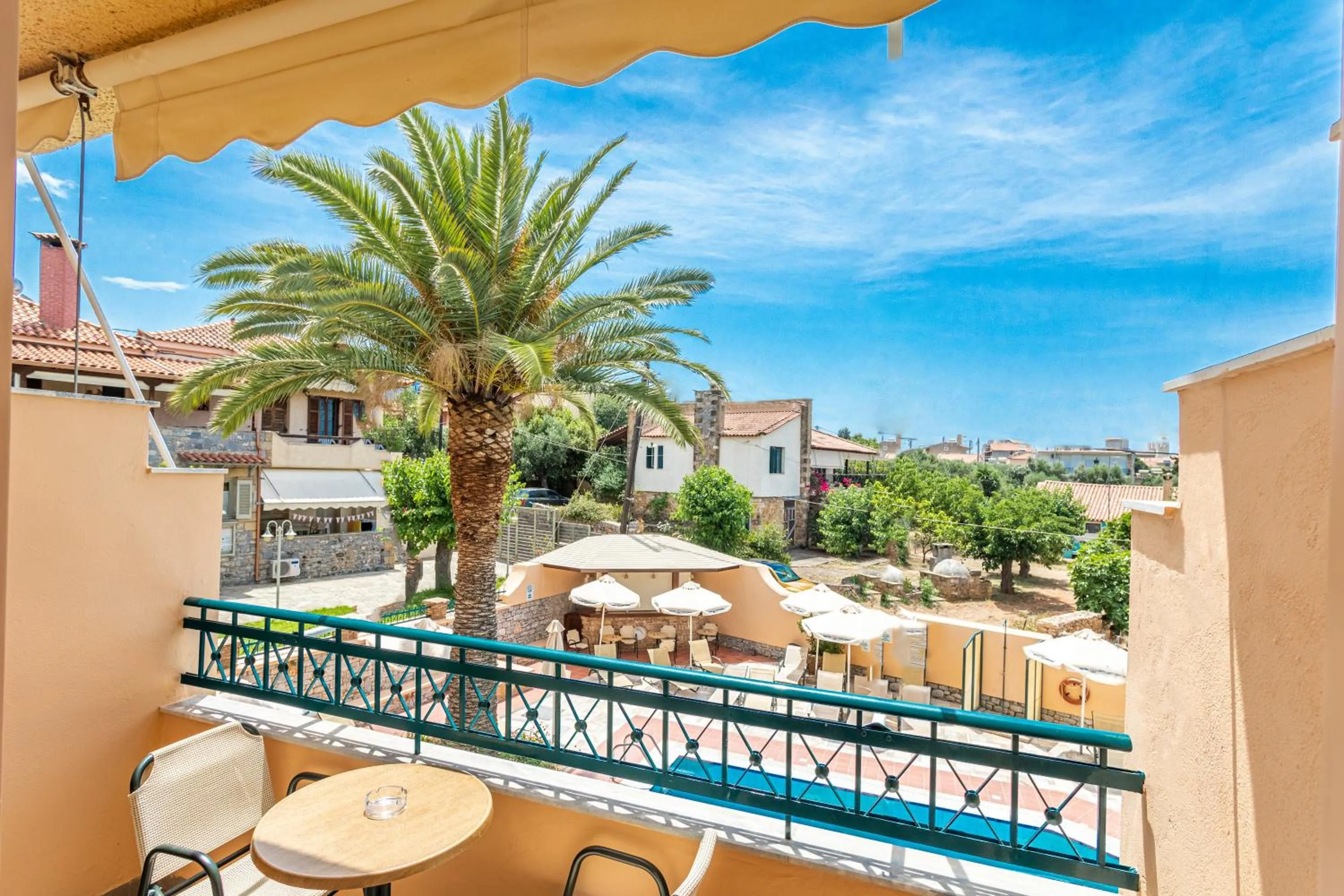 Balcony/Terrace in Lefktron Hotel