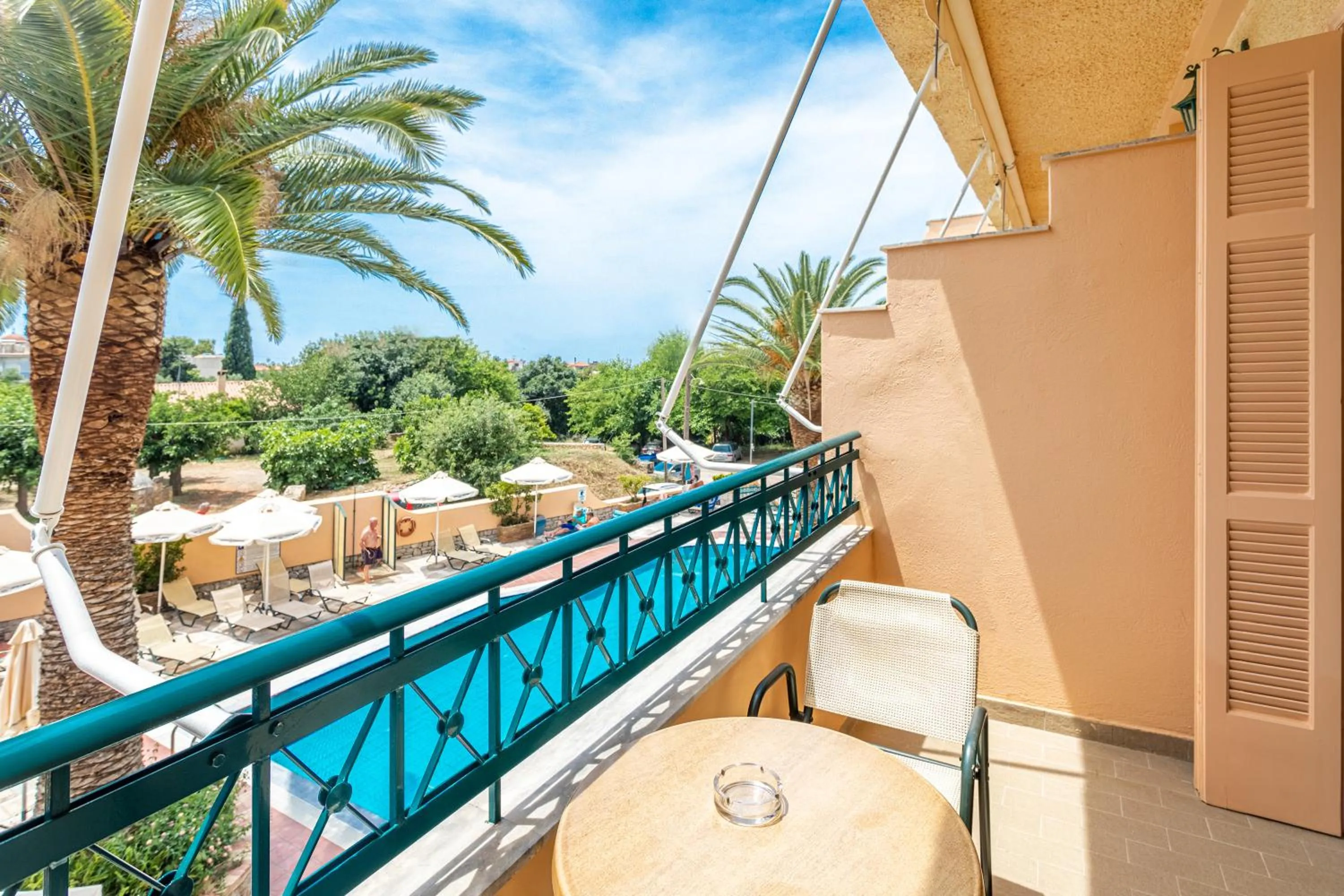 Balcony/Terrace in Lefktron Hotel