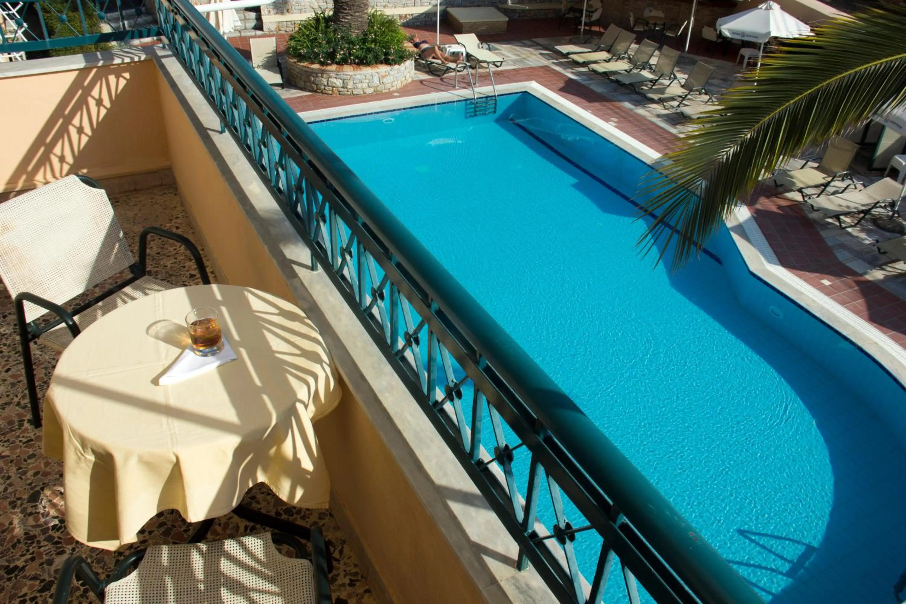 Balcony/Terrace in Lefktron Hotel