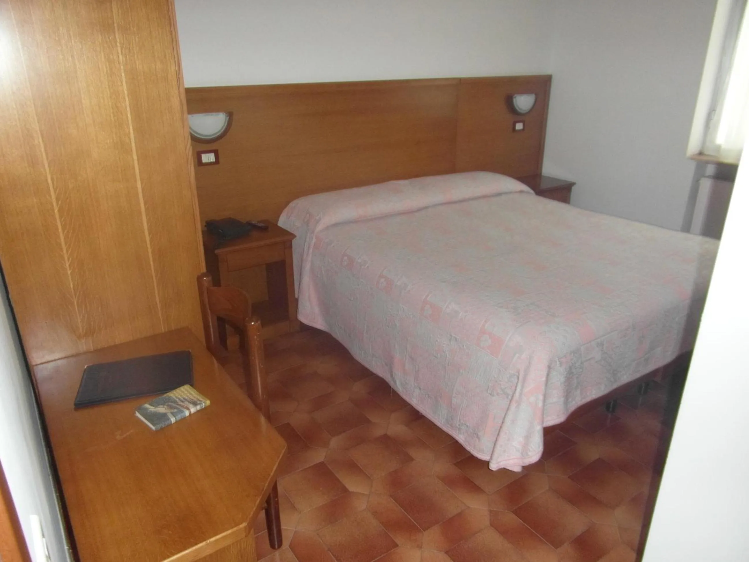Bed in Albergo Del Sole