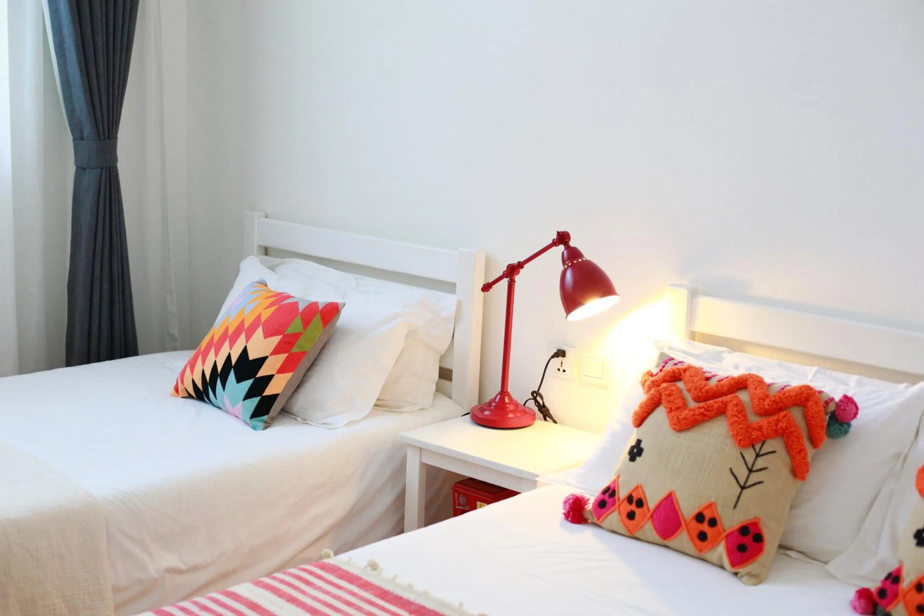 Bed in Peking Garden Youth Hostel-Houhai&Nanluoguxiang&Drum tower-Cafe&Bar&Movie night&Social area&Rooftop