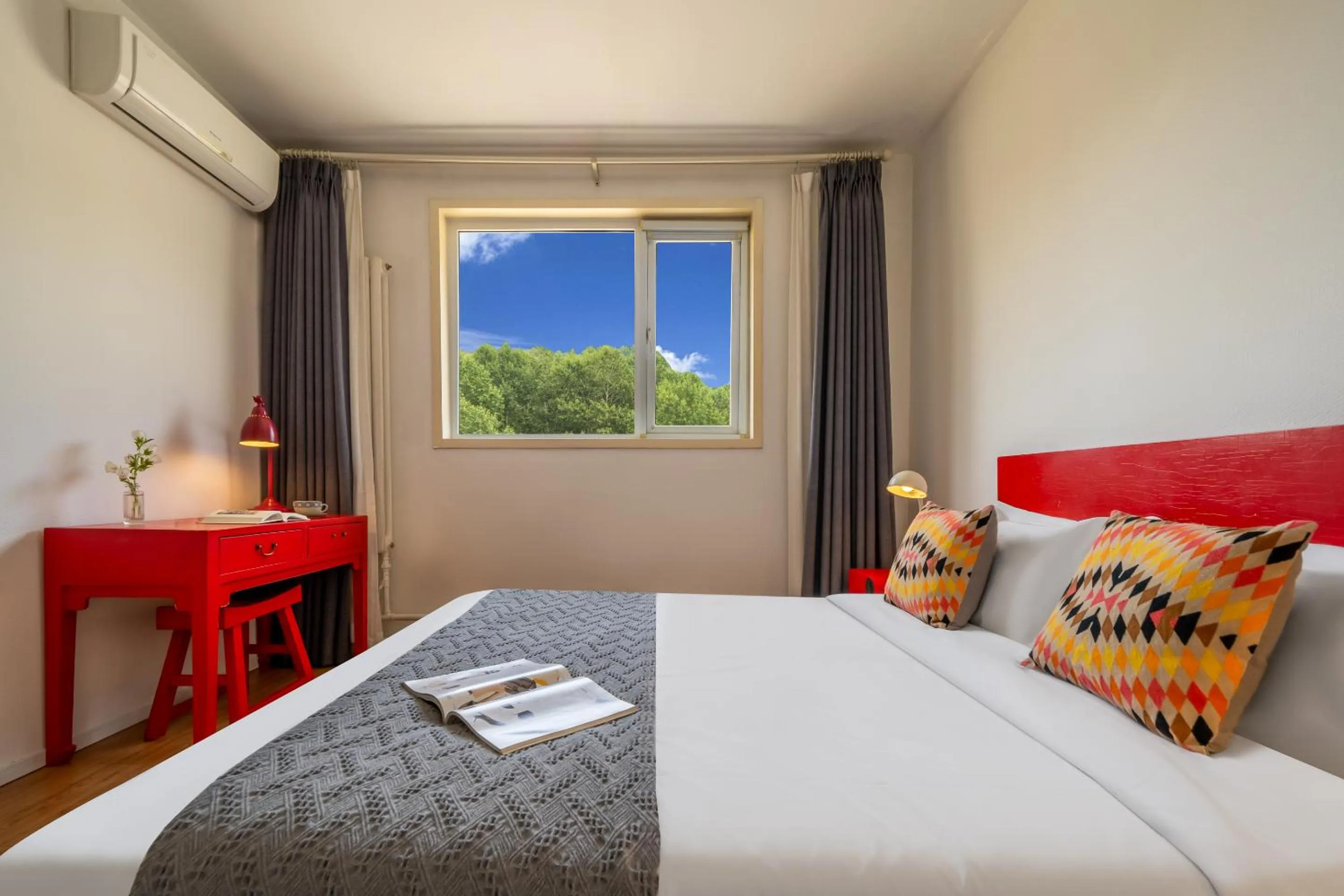 Bed in Peking Youth Hostel