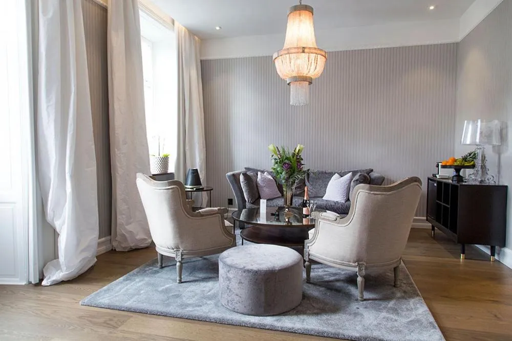 Seating area in Continental du Sud