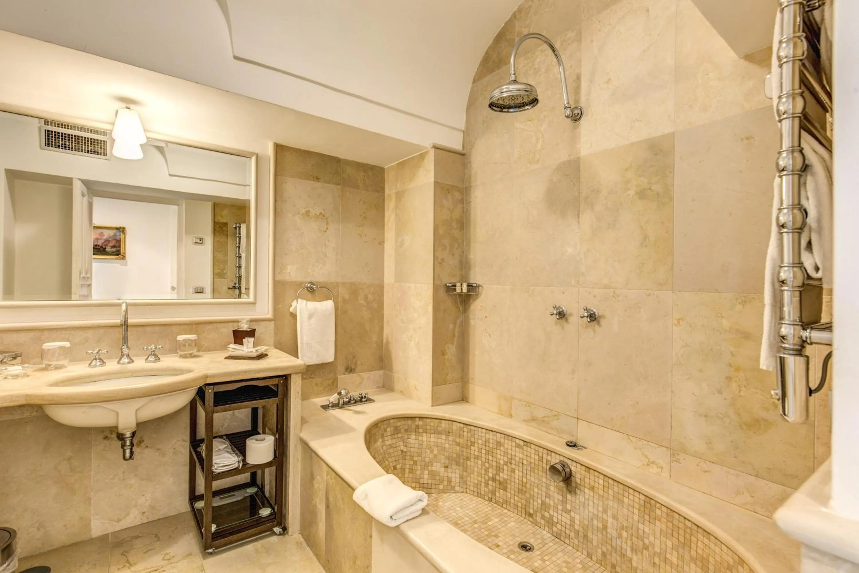 Bathroom in Villa Calypso