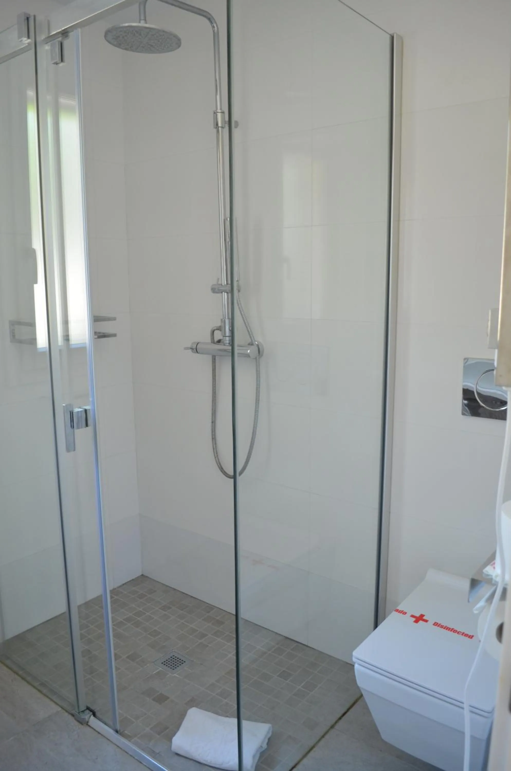 Shower in Apartamentos Parque Mar