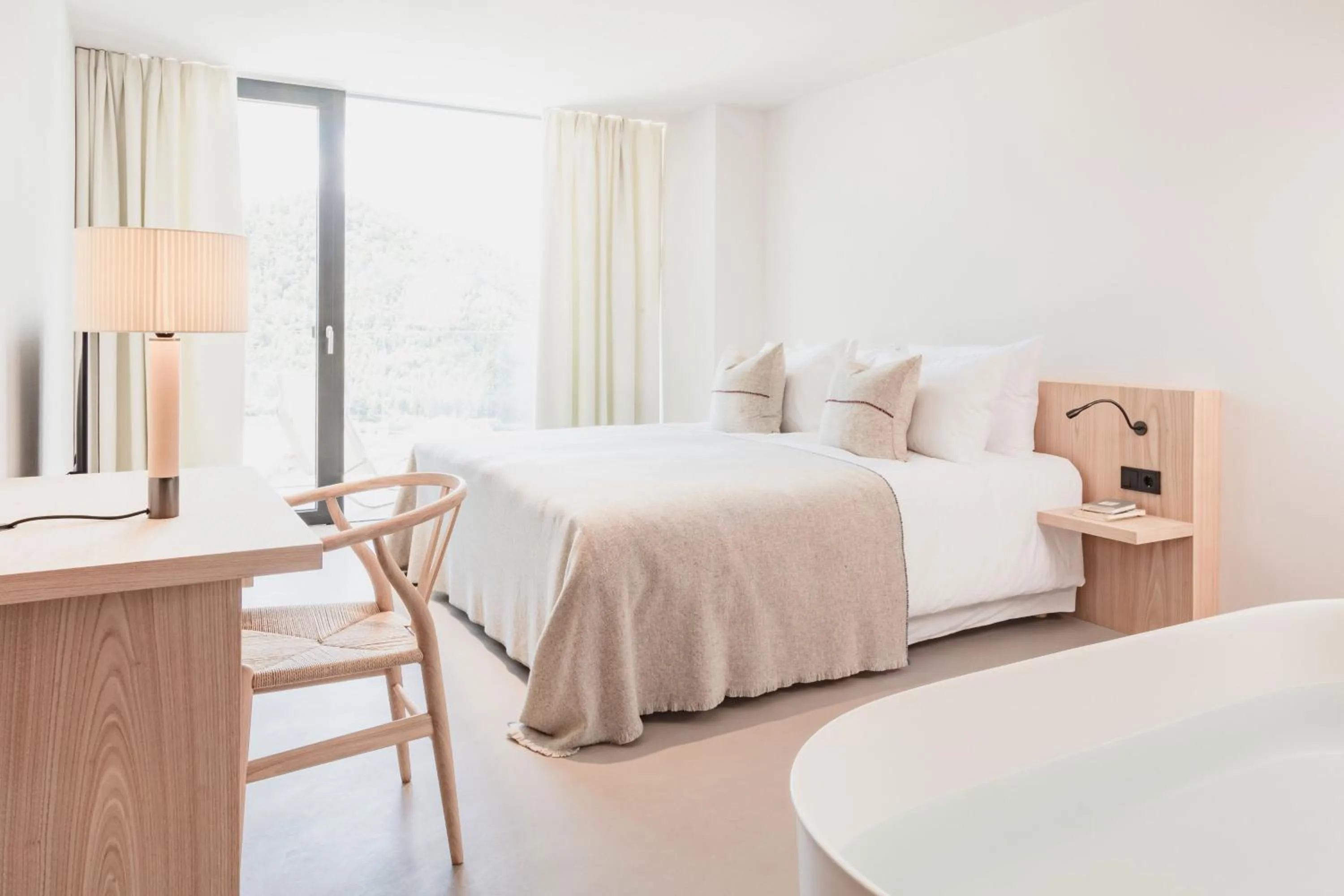 Bed in Schgaguler Hotel