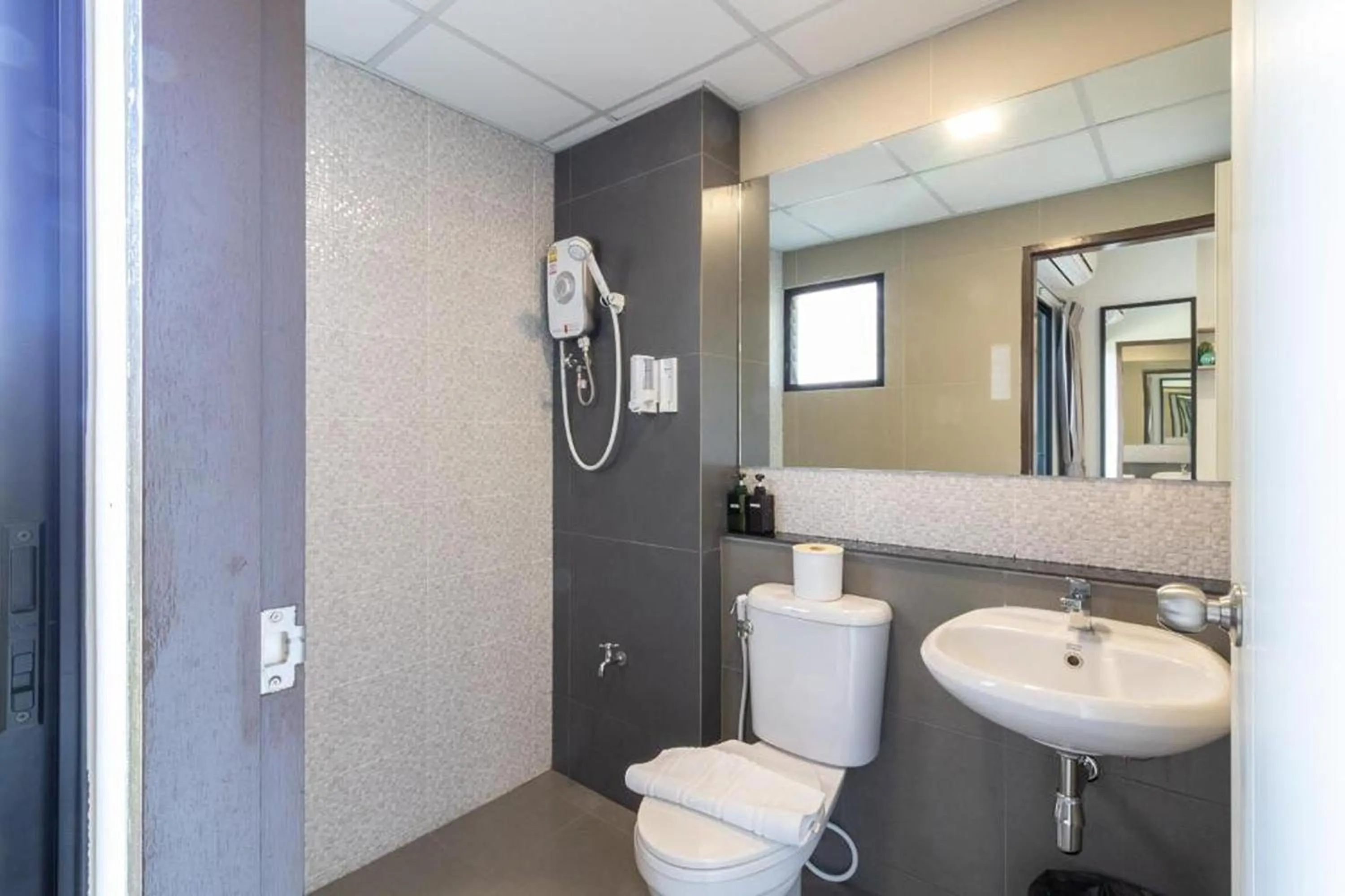 Bathroom in Casa Luxe Hotel and Resident