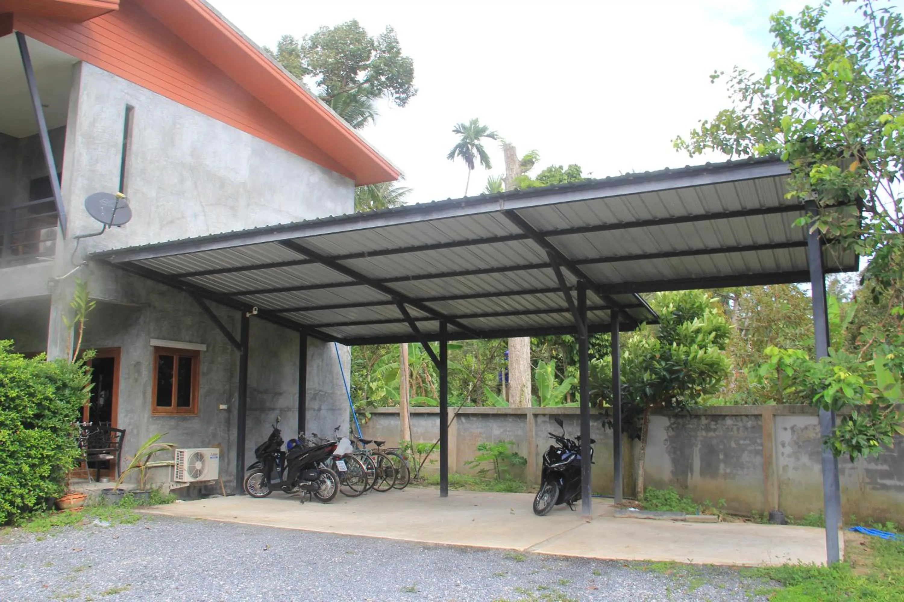 Parking in Yangyai Garden Lodge