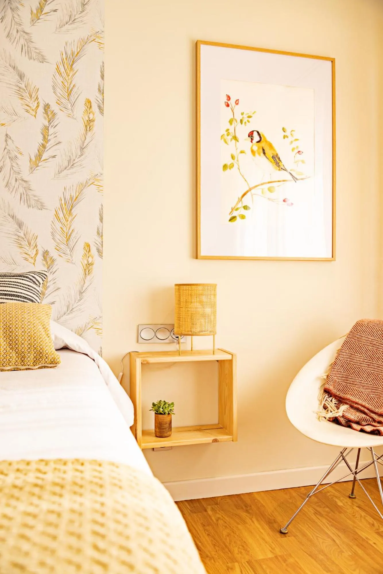 Decorative detail, Bed in Eco-Hotel Doña Mayor