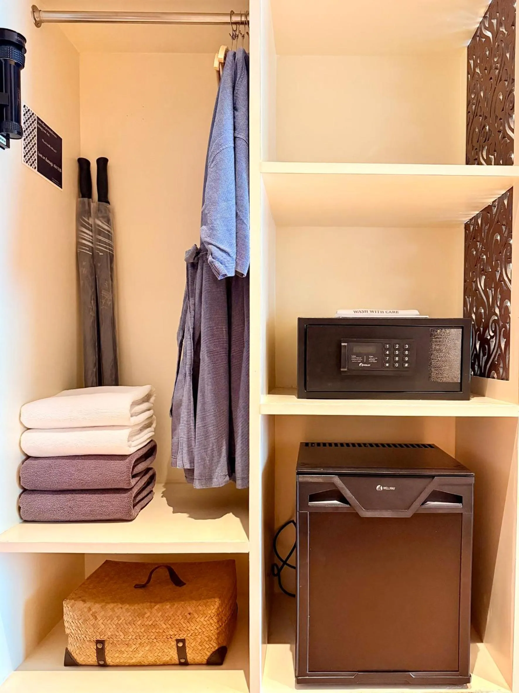 Bedroom in Phor Liang Meun Terracotta Arts