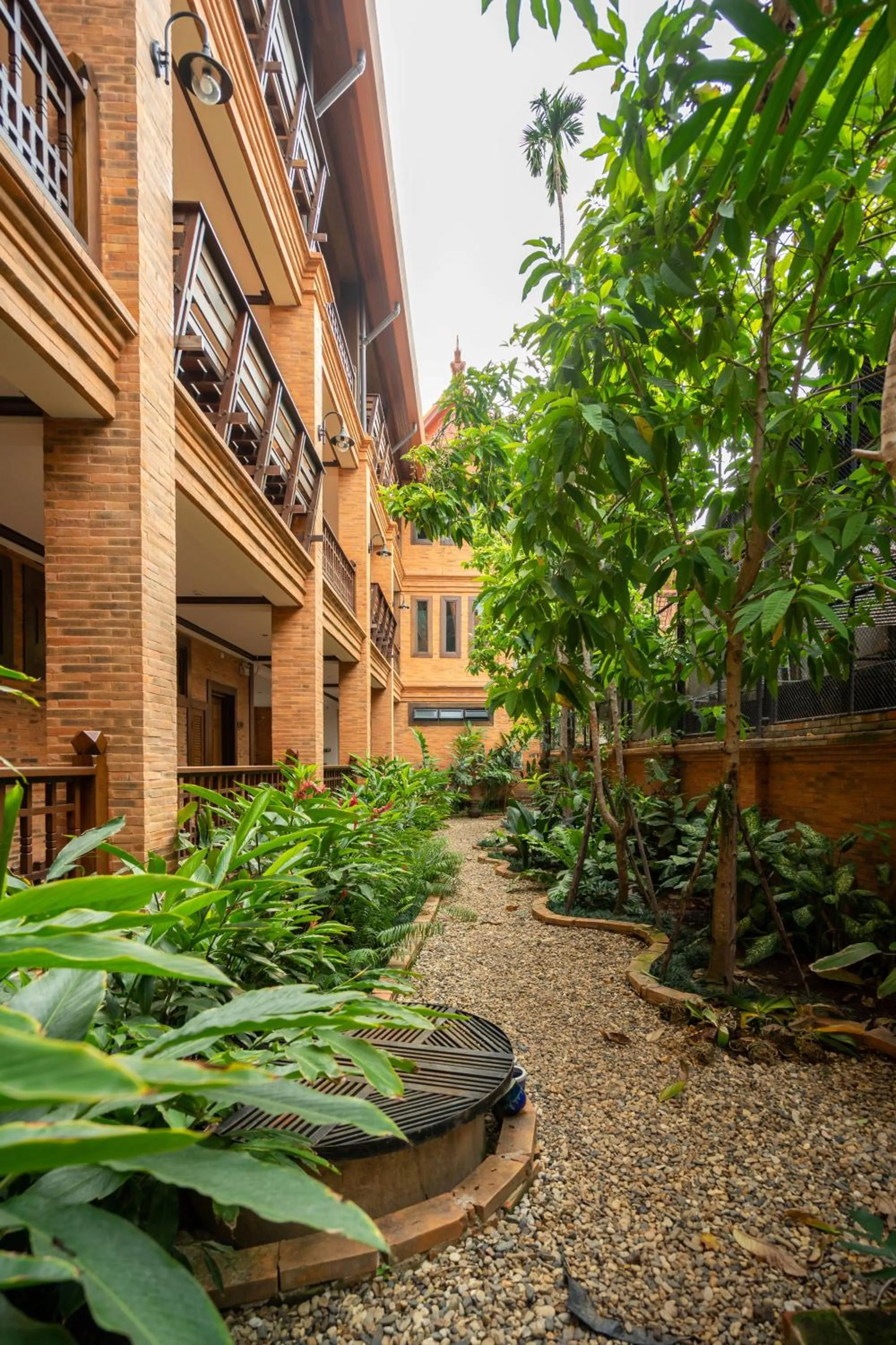 Garden in Phor Liang Meun Terracotta Arts