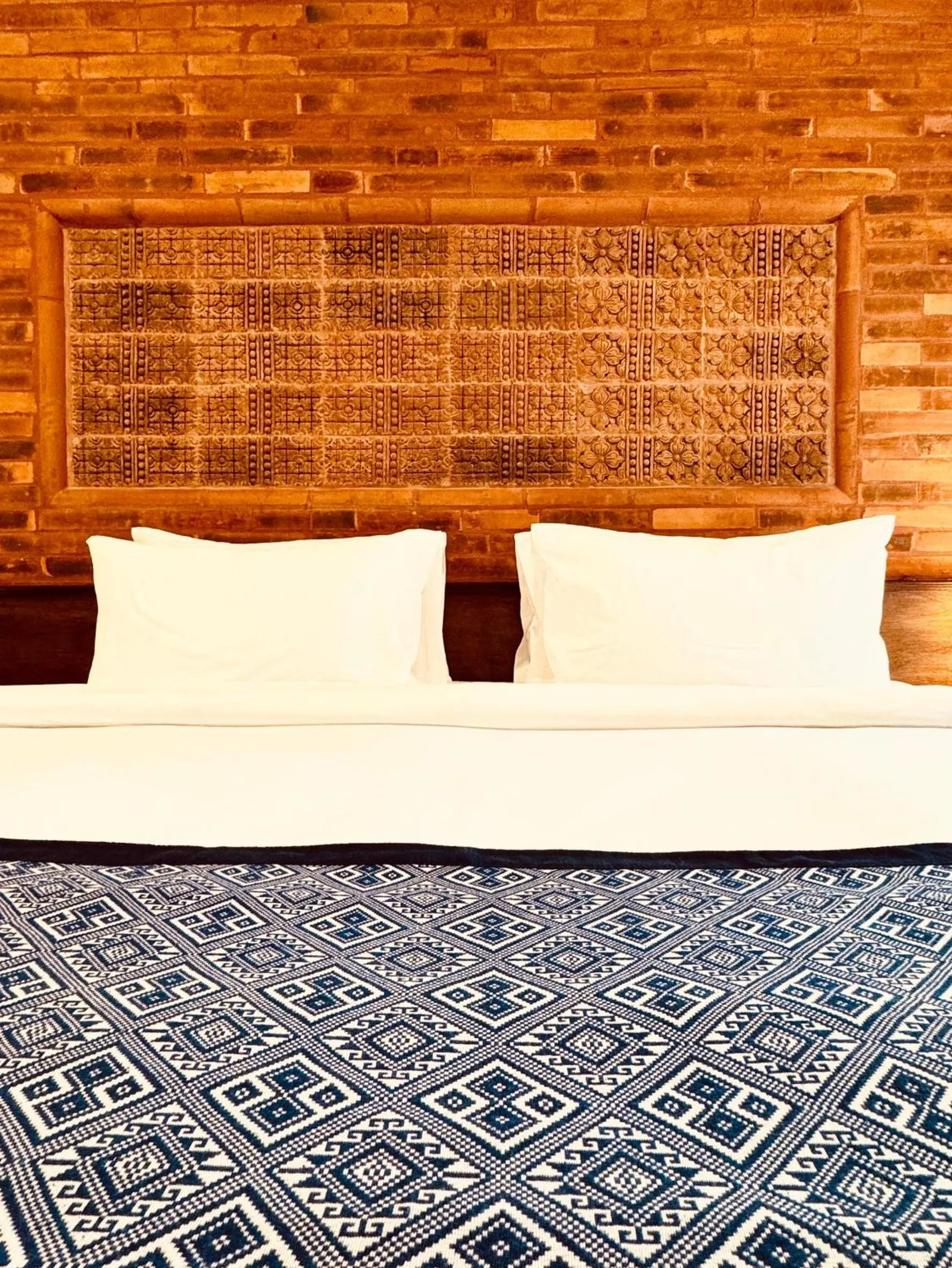 Bed in Phor Liang Meun Terracotta Arts