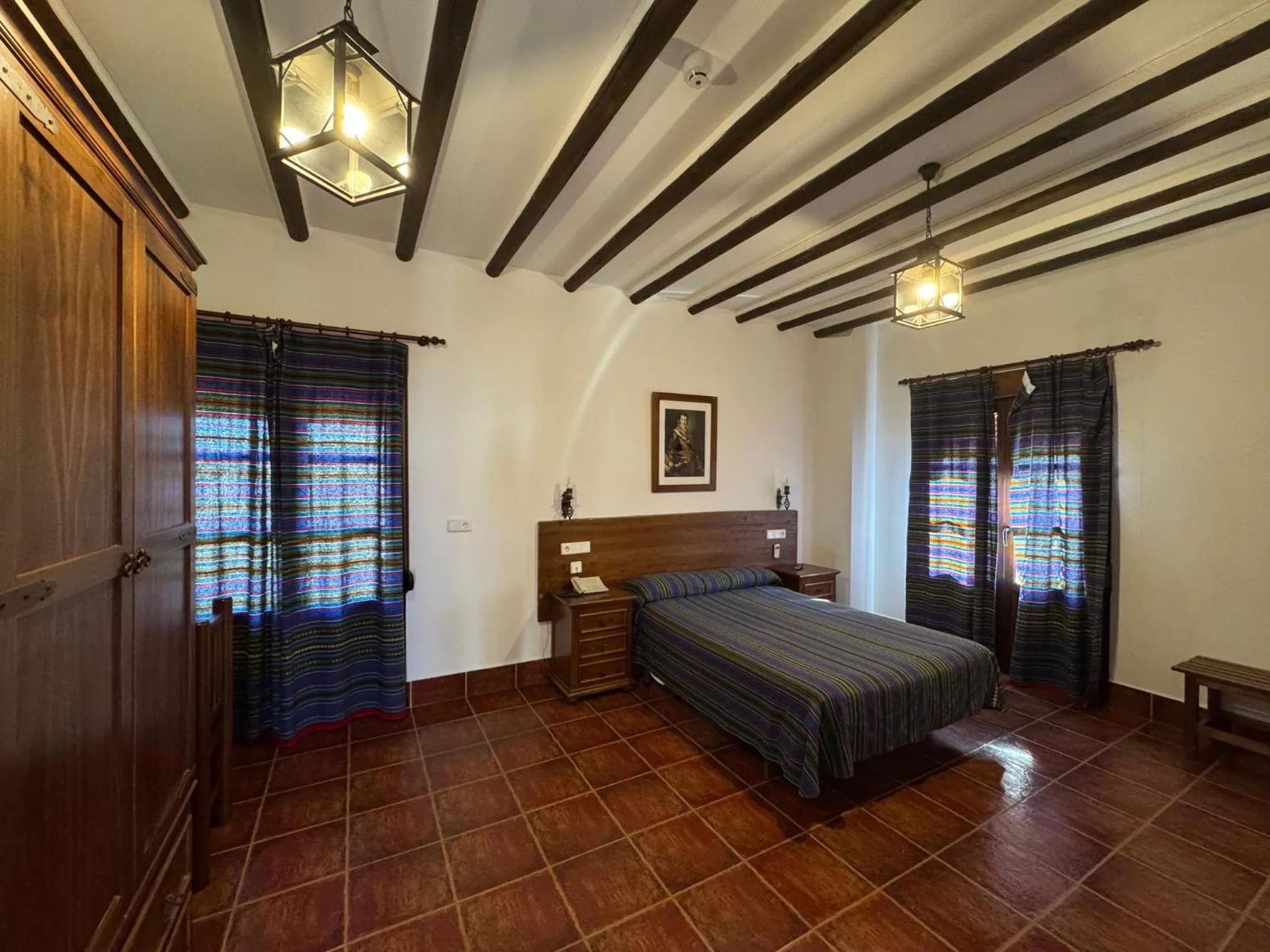 Bed in Posada de Jose Mª El Tempranillo