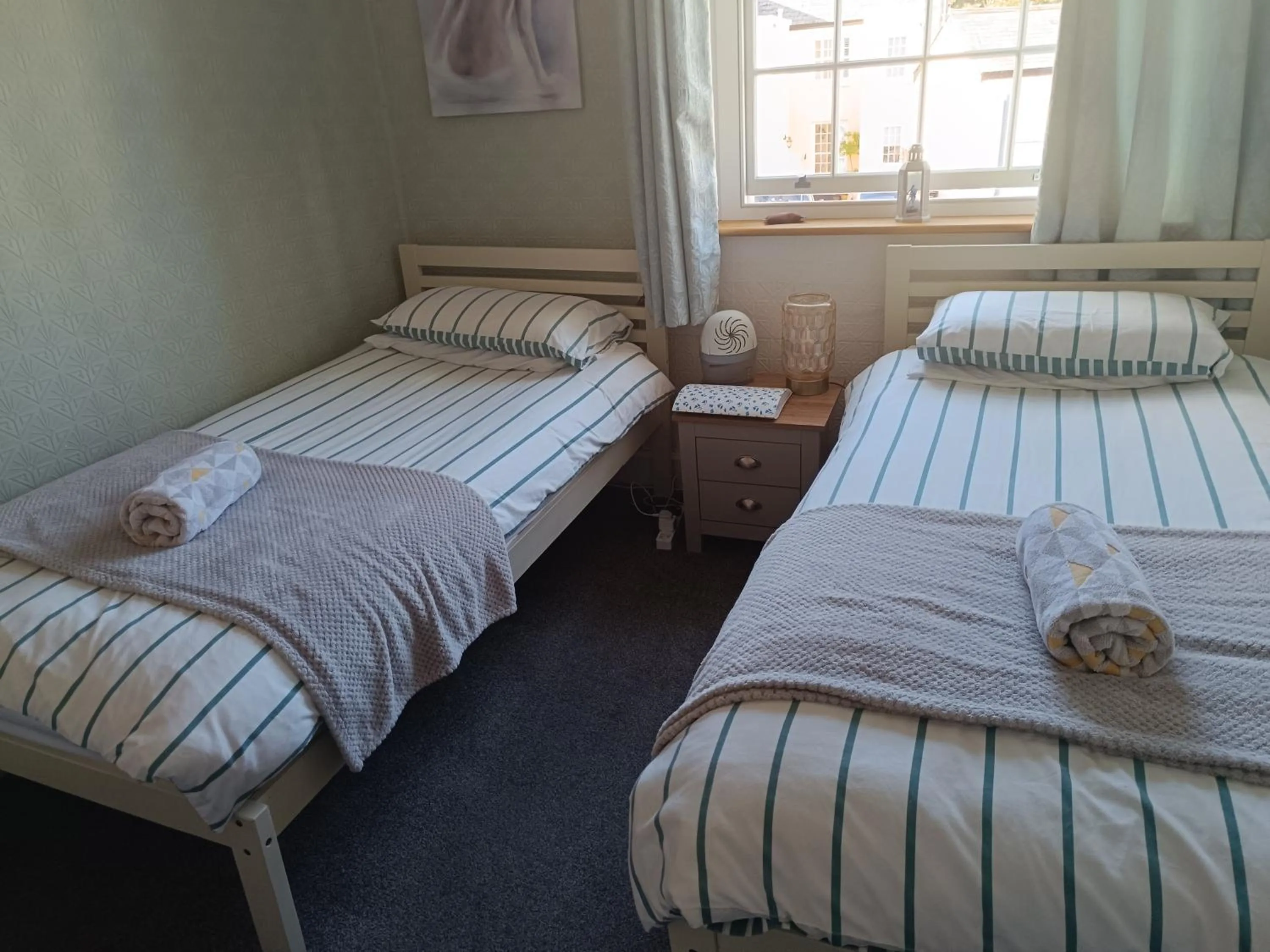 Bed in The Blue Mantle