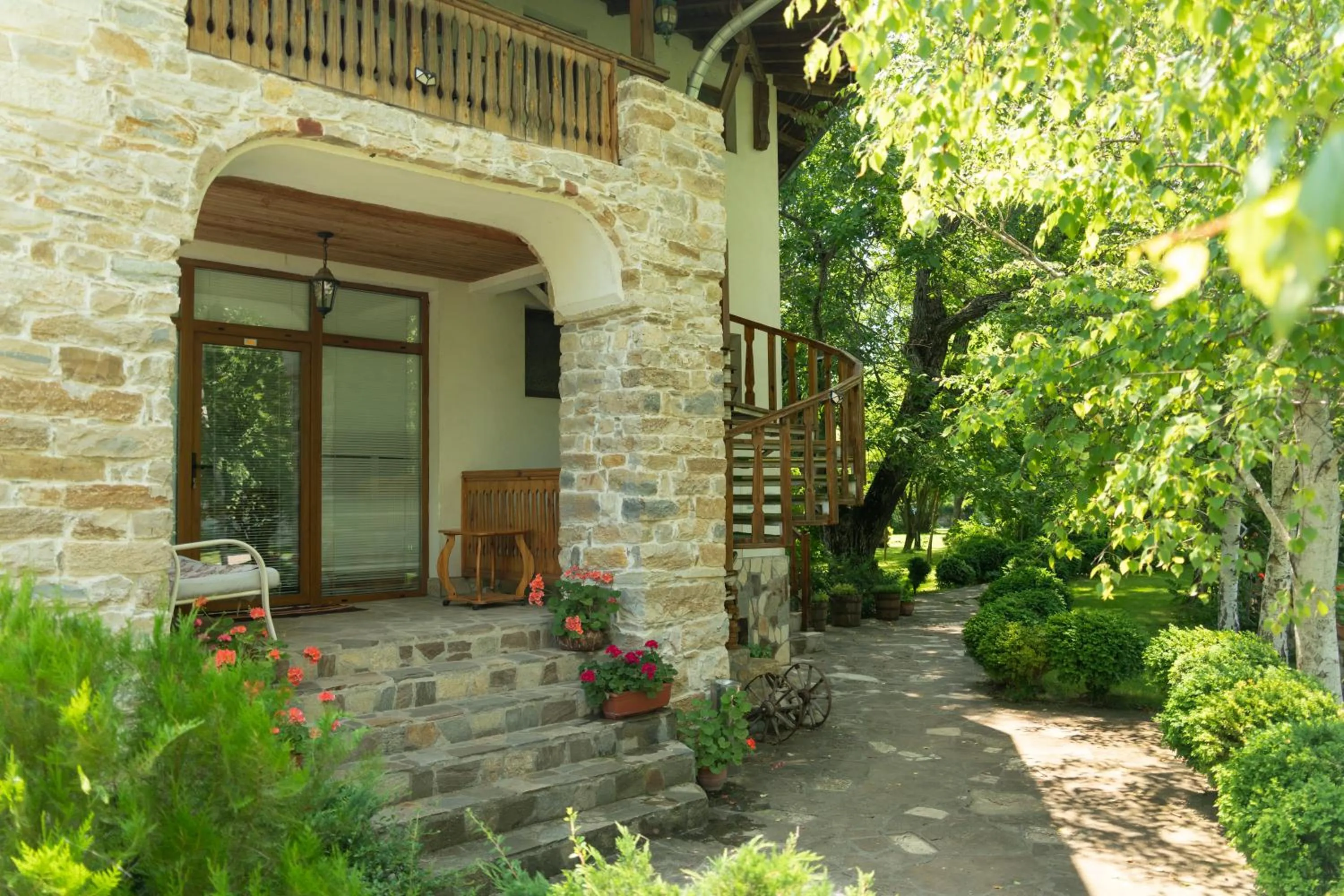 Day in Eco Hotel Imenieto