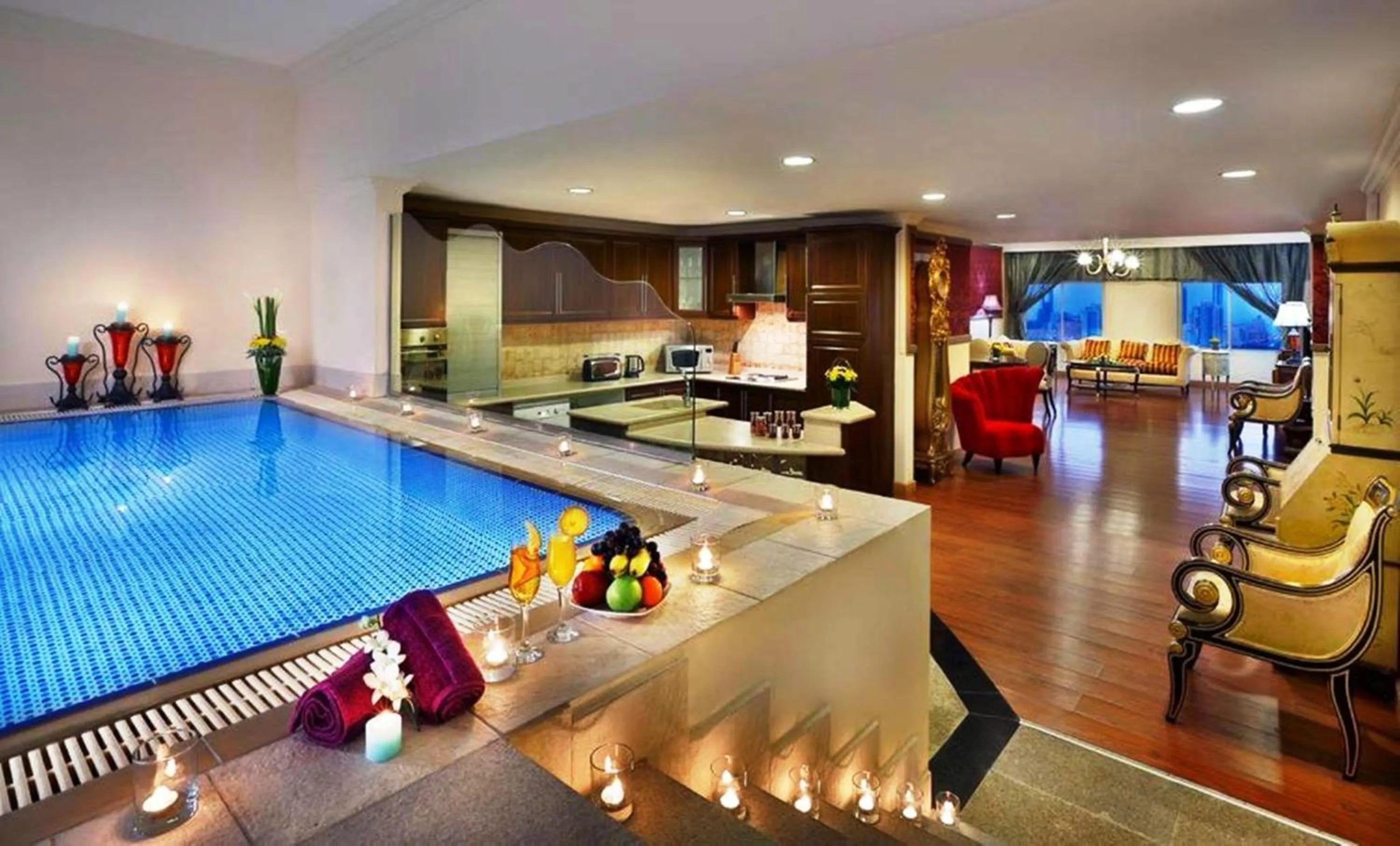 Swimming pool in Al Safir Tower - Residence