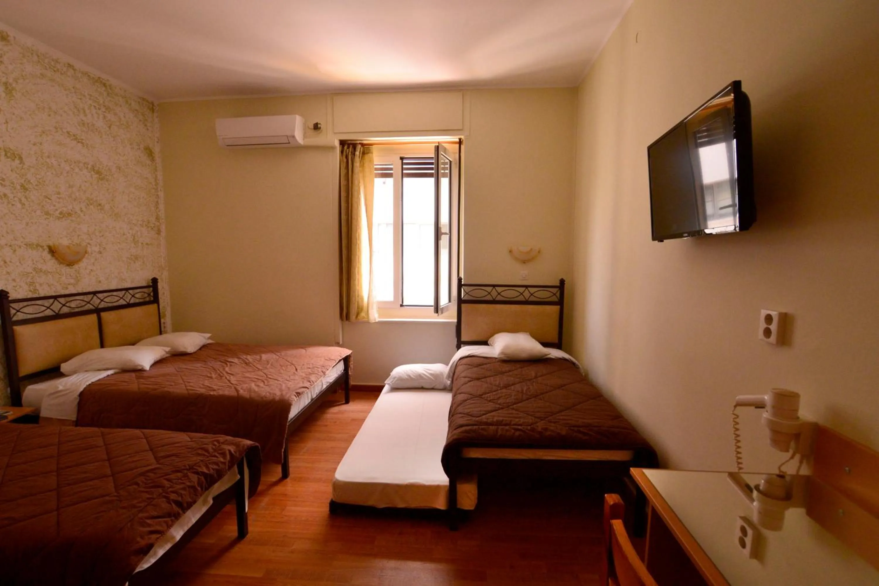 Day in Electra Hotel Piraeus