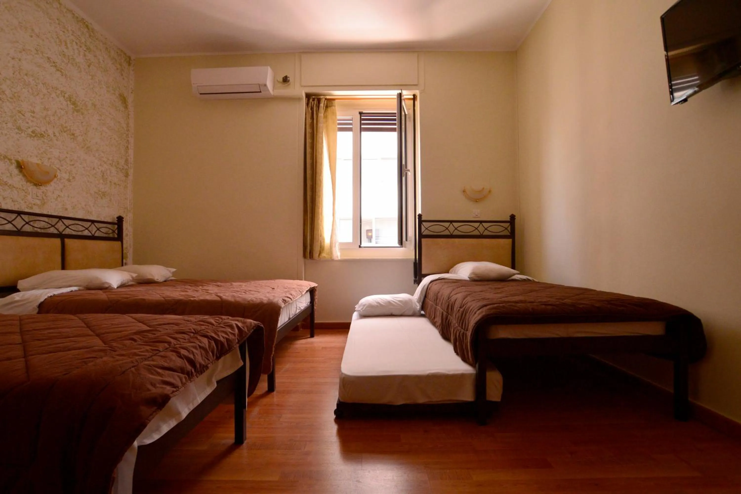 Day in Electra Hotel Piraeus