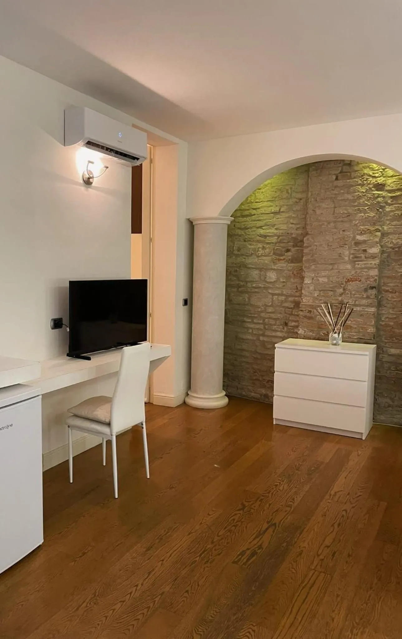 Avanguardia Art Club