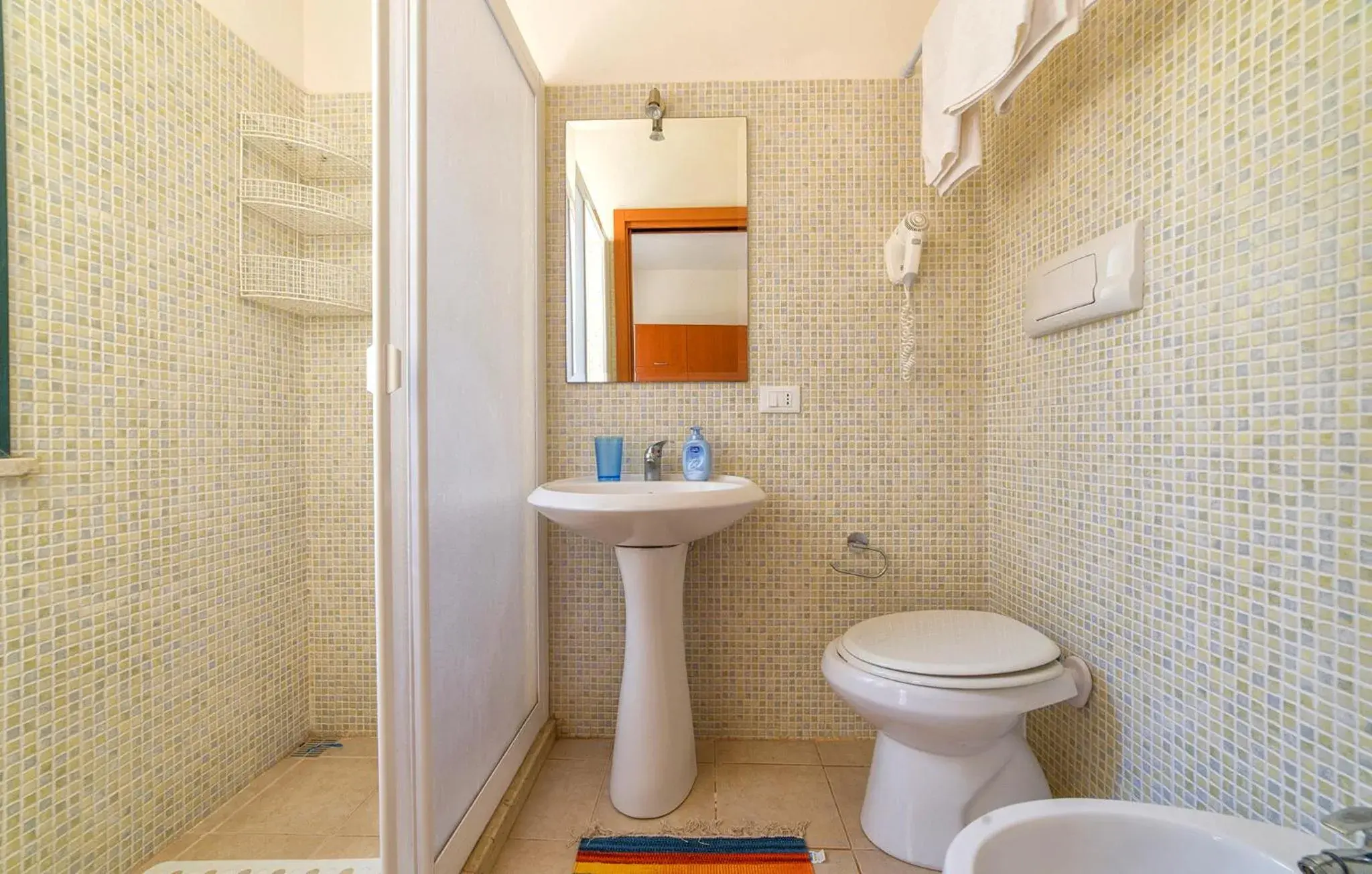 Two-Bedroom Apartment in Lilybeo Village Two-Bedroom Apartment in Lilybeo Village