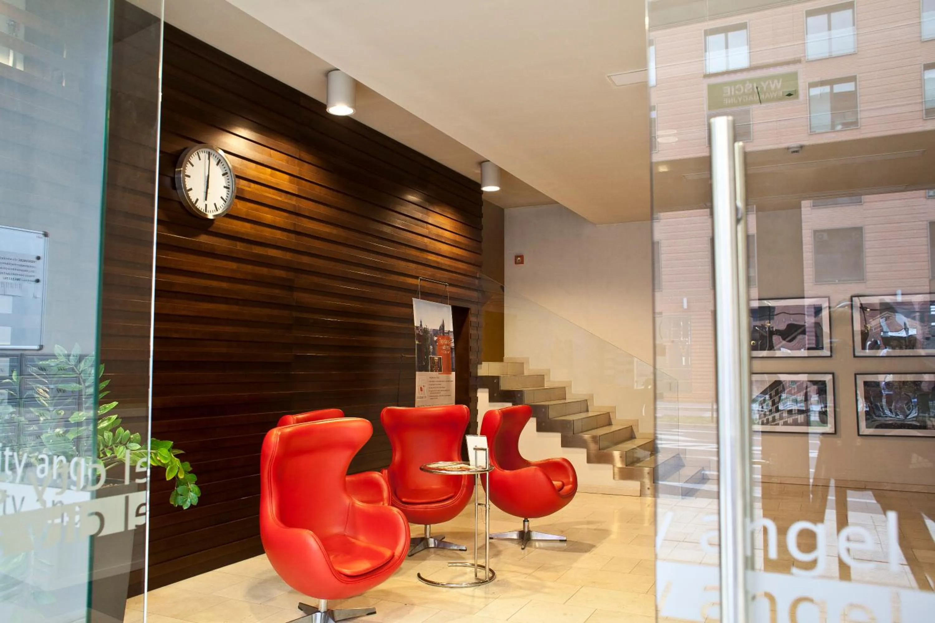 Lobby or reception in Angel City Center Krakow Aparthotel