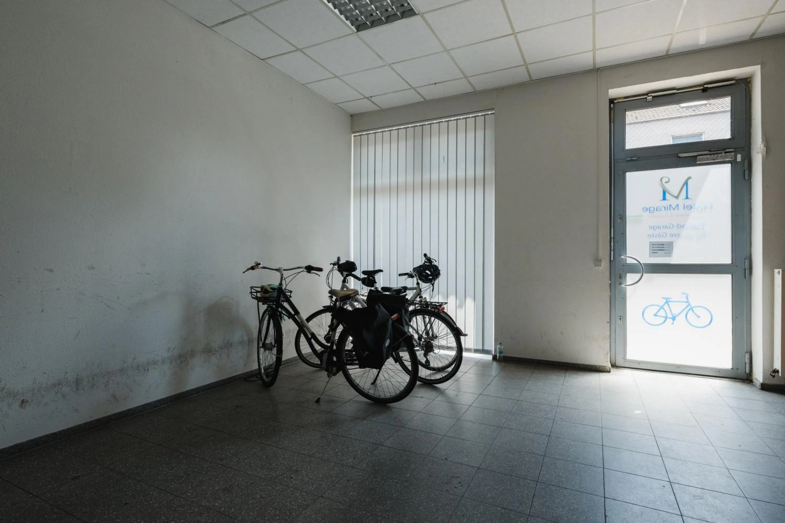 Parking in Hotel Mirage