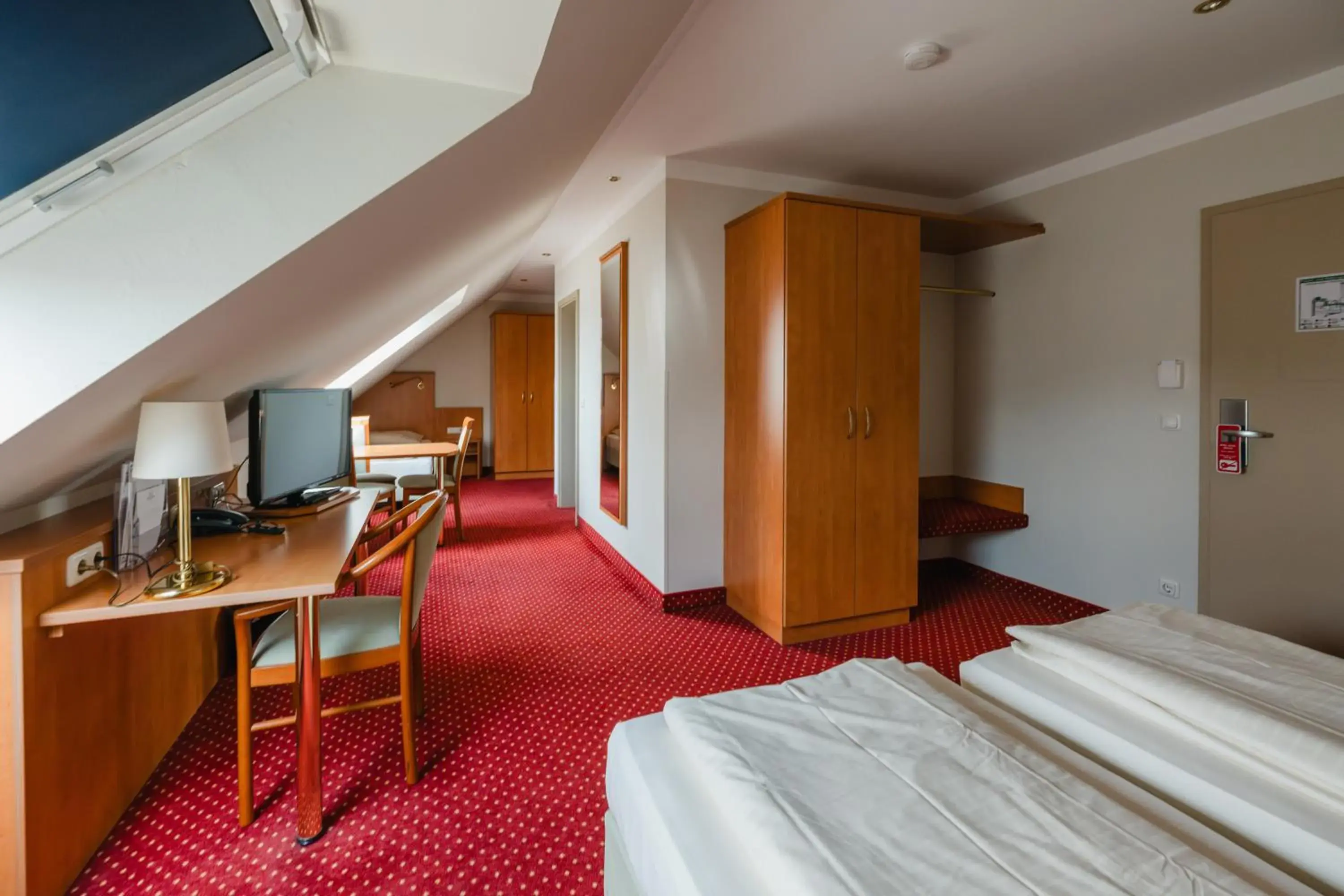 Quadruple Room in Hotel Mirage Quadruple Room in Hotel Mirage