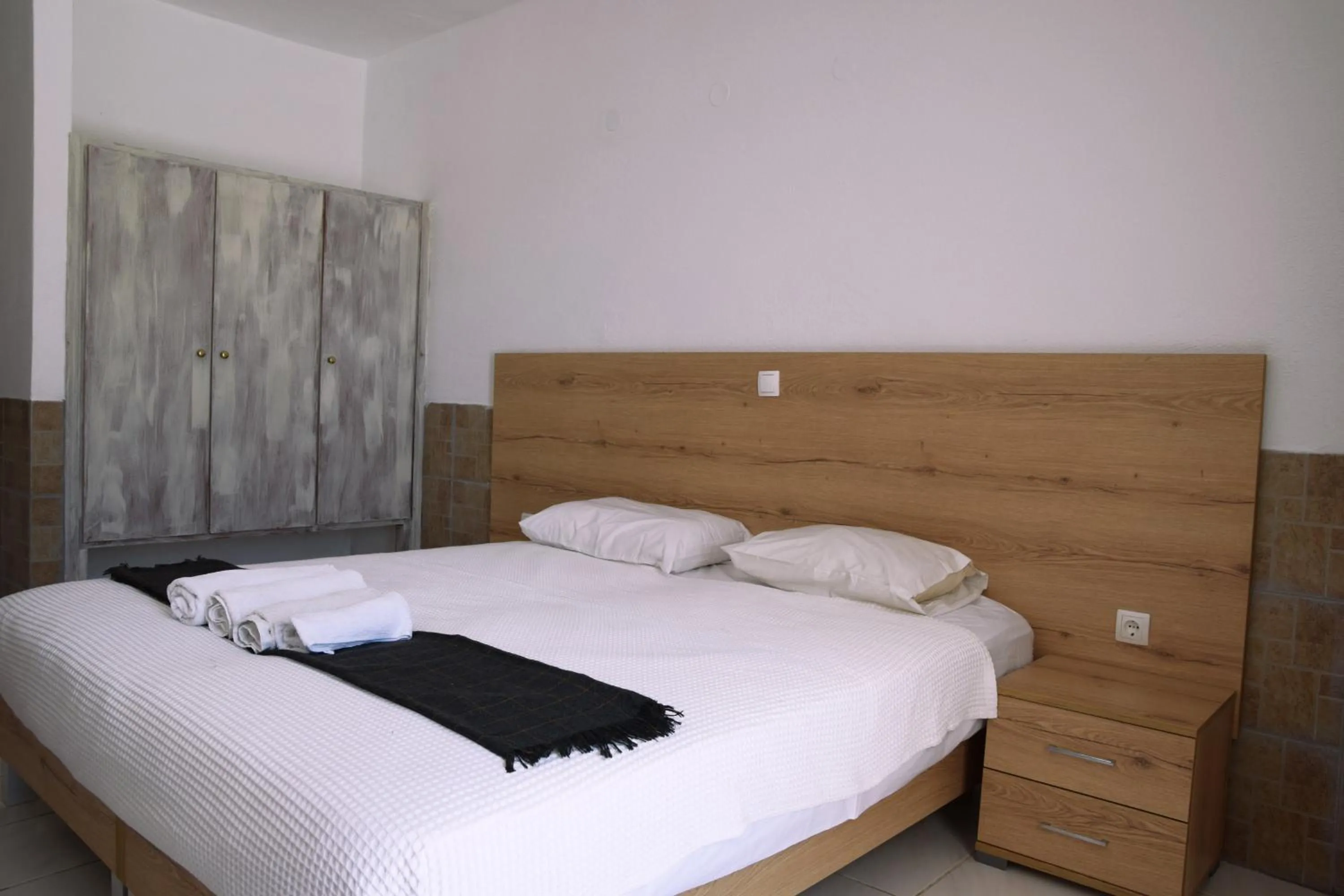 Bed in Pittas Studios