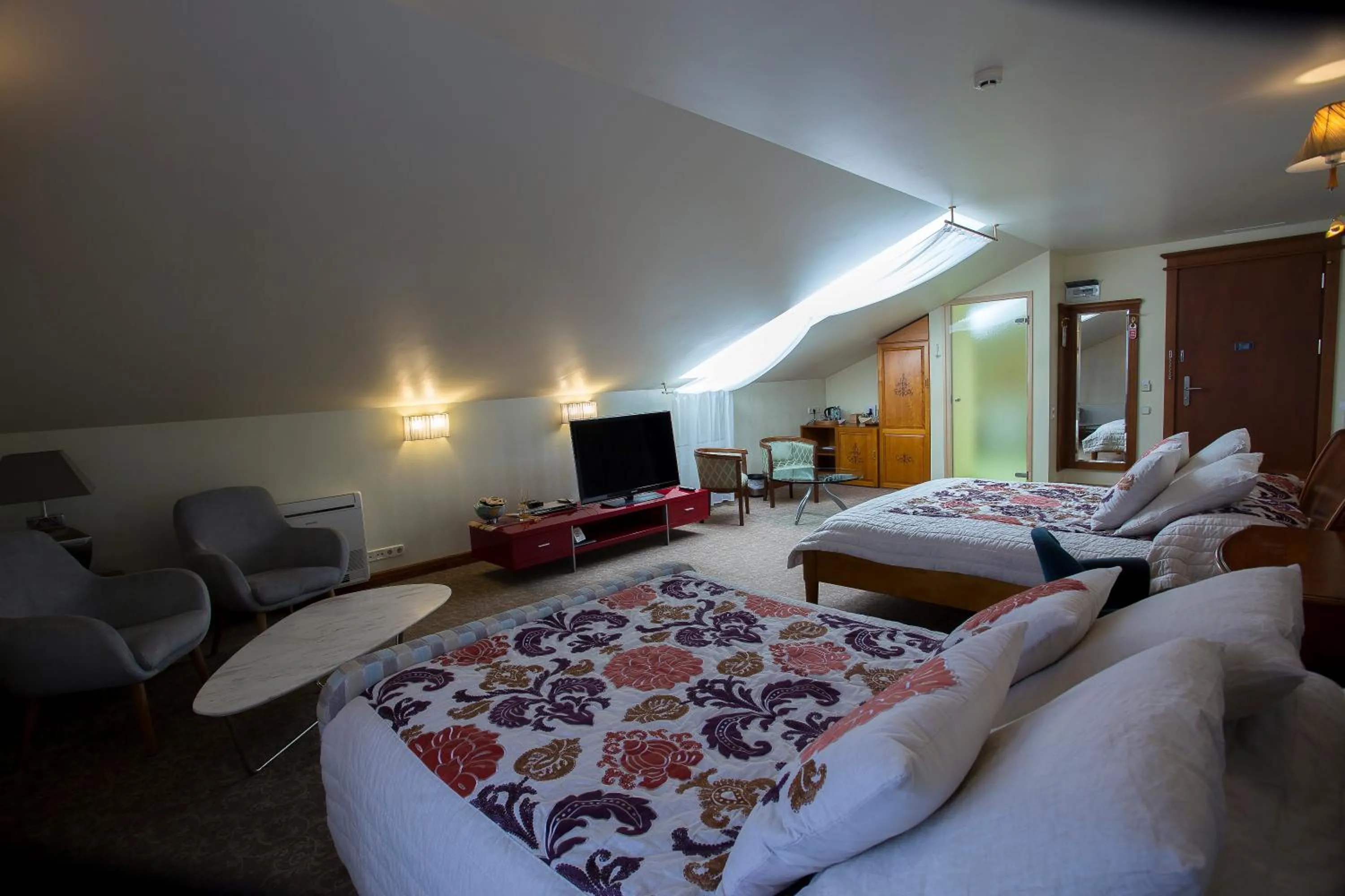 Bed in Pažaislis Park Hotel