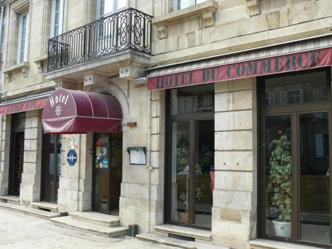 Facade/entrance in Hôtel du Commerce