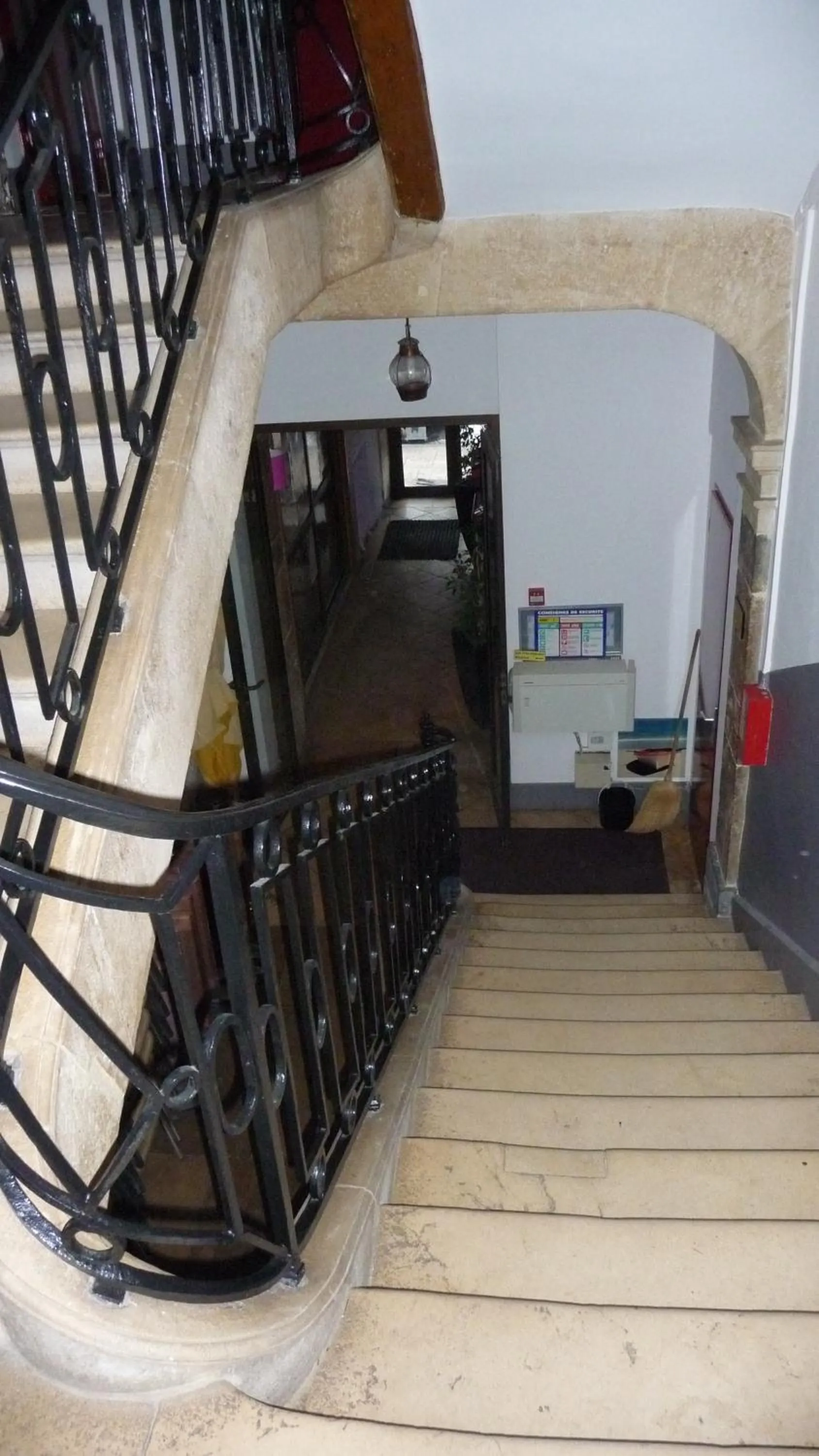 Other in Hôtel du Commerce