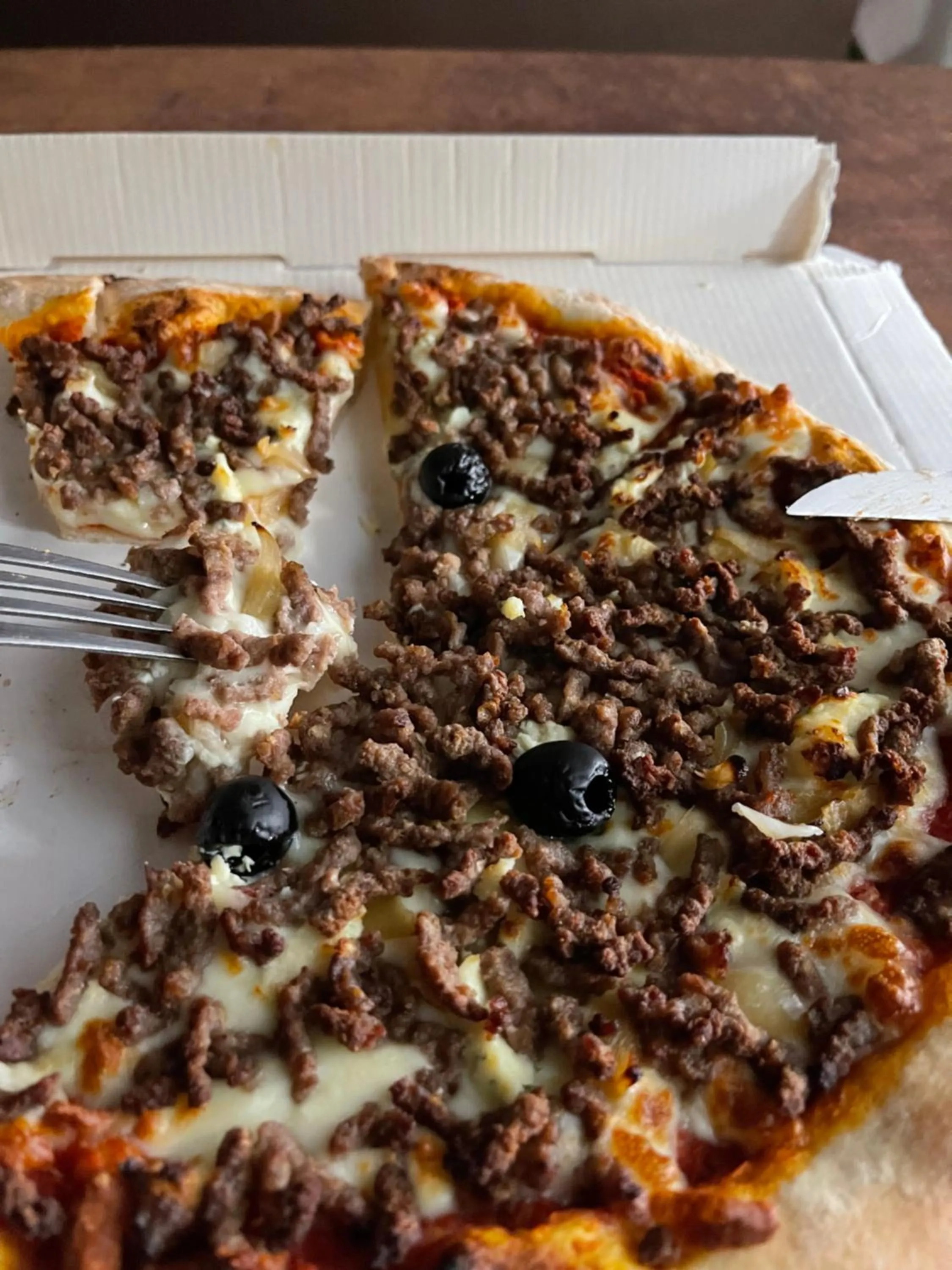 Restaurant/places to eat in Hôtel du Commerce