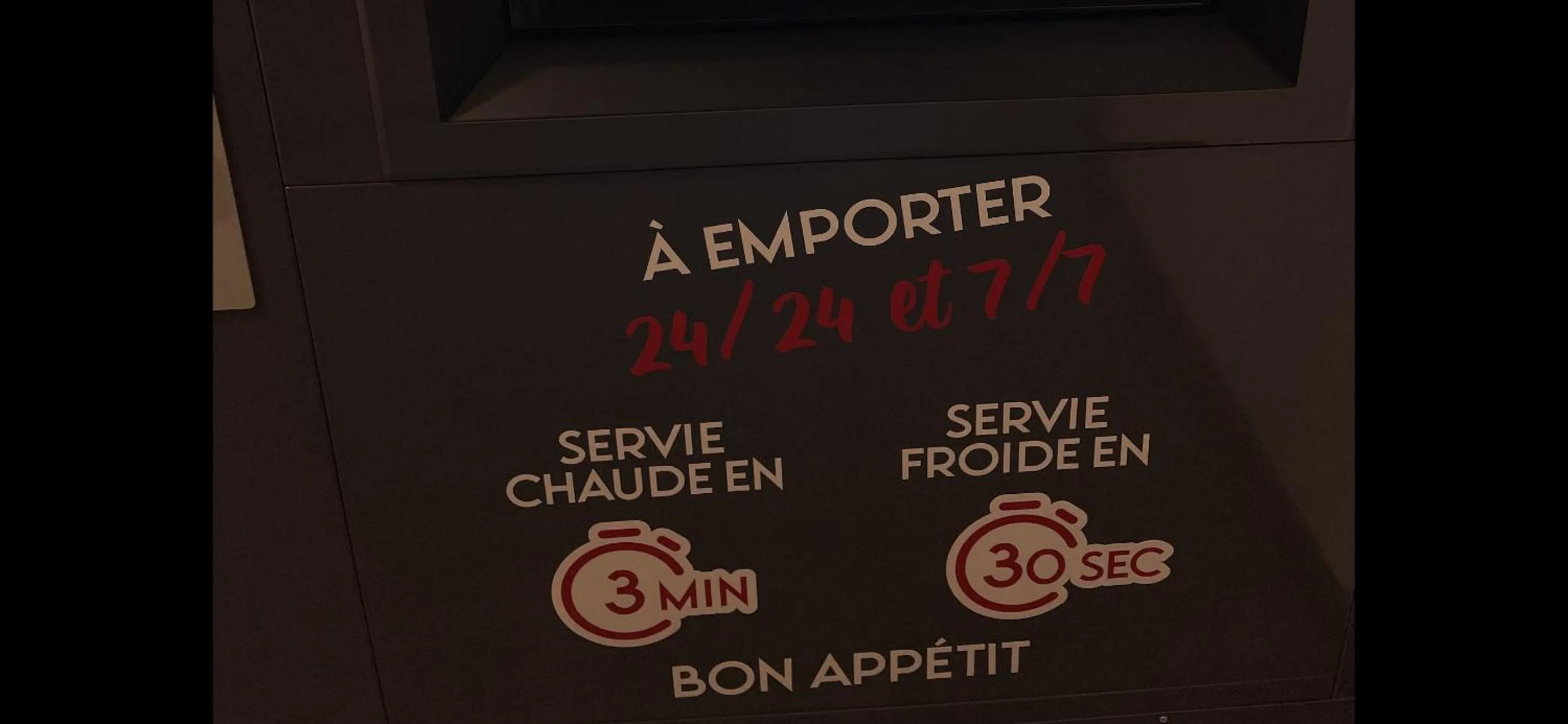 Restaurant/places to eat in Hôtel du Commerce