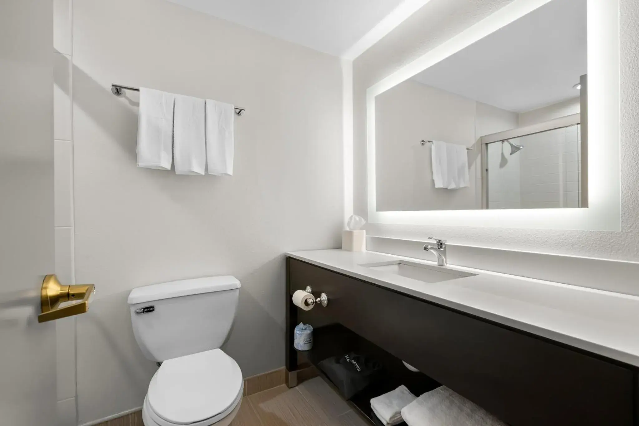 Standard Room with Two Queen Beds in Holiday Inn Express Princeton Southeast by IHG Standard Room with Two Queen Beds in Holiday Inn Express Princeton Southeast by IHG