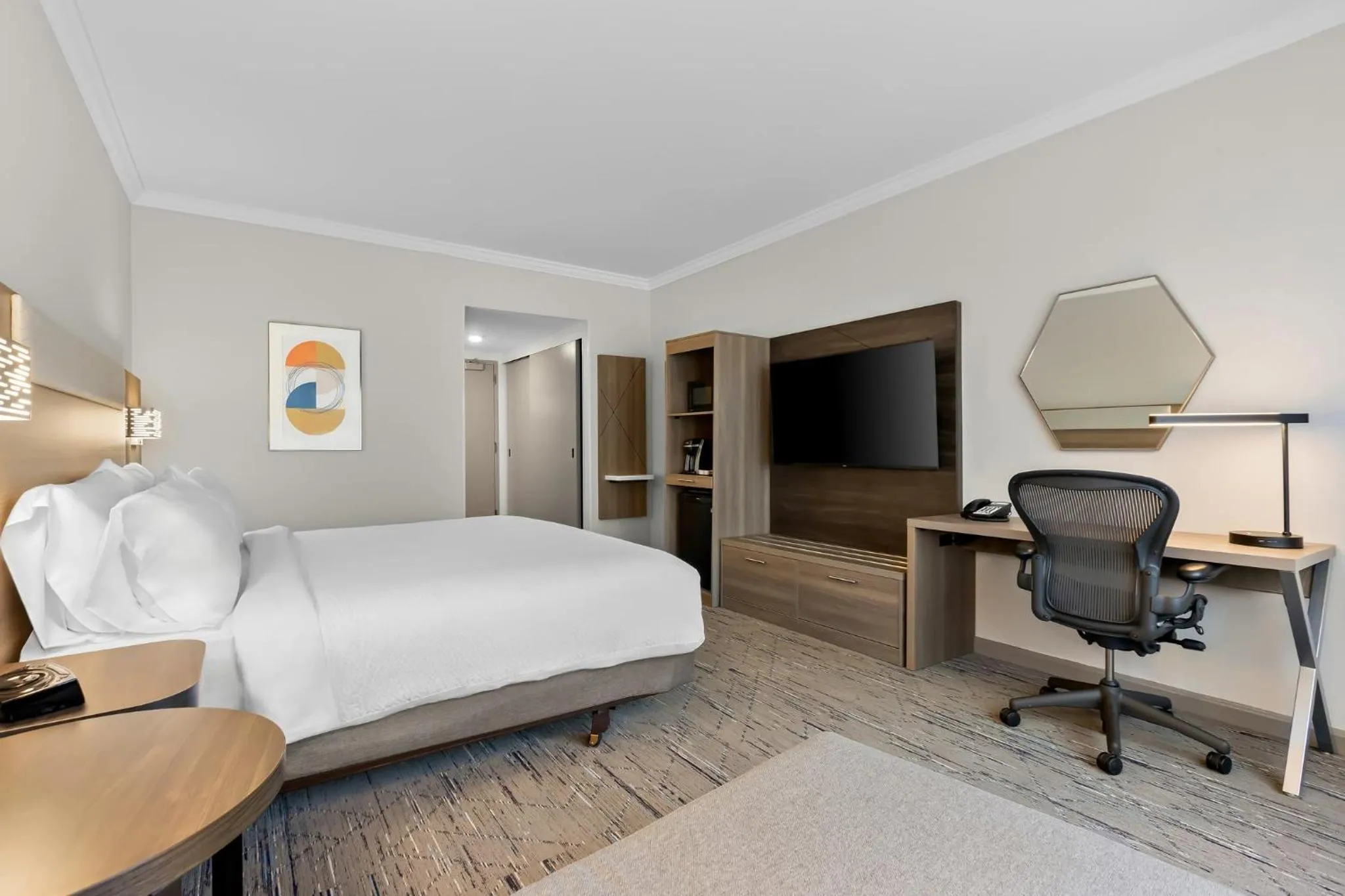 Photo of the whole room, Bed in Holiday Inn Express Princeton Southeast by IHG