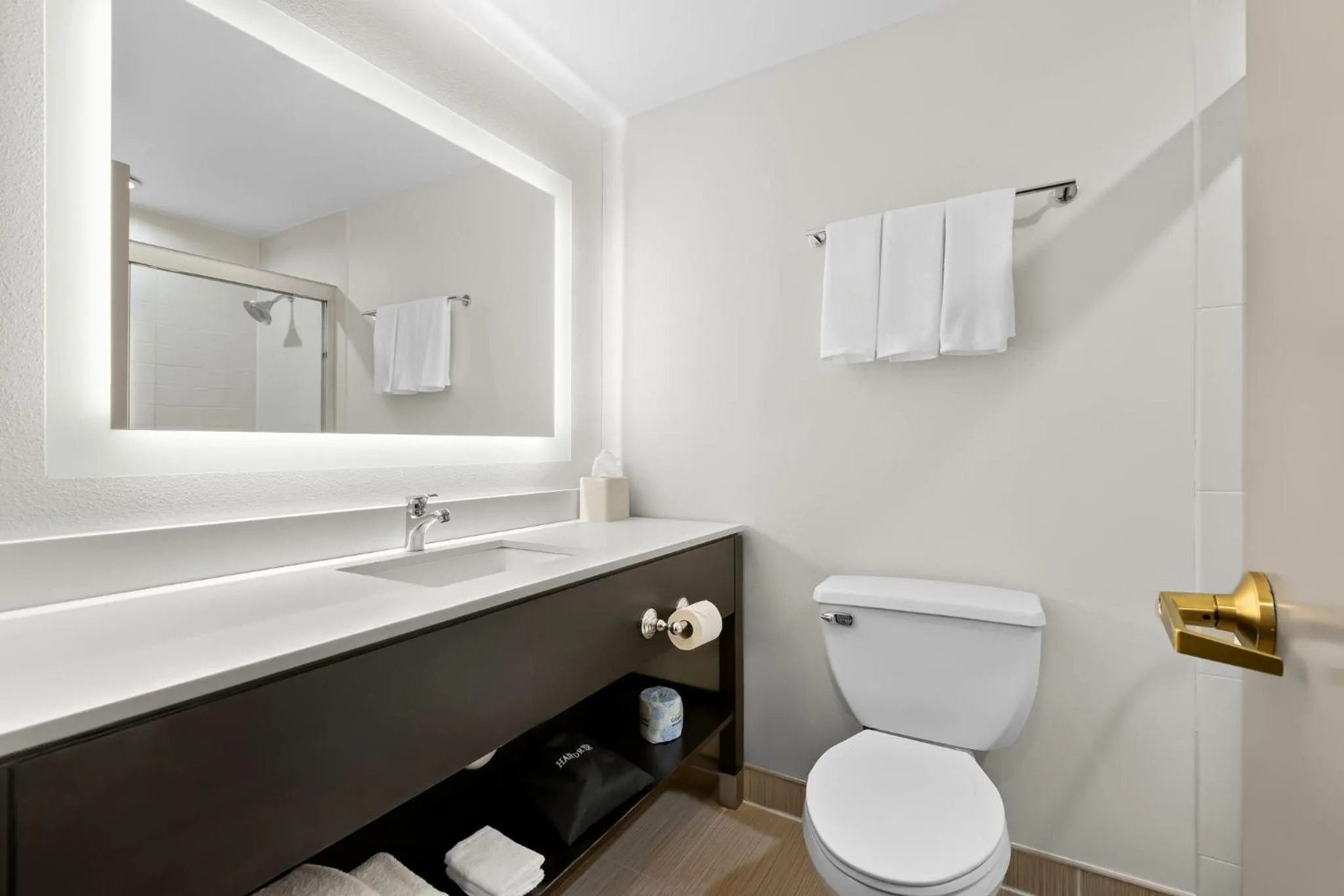 Photo of the whole room in Holiday Inn Express Princeton Southeast by IHG