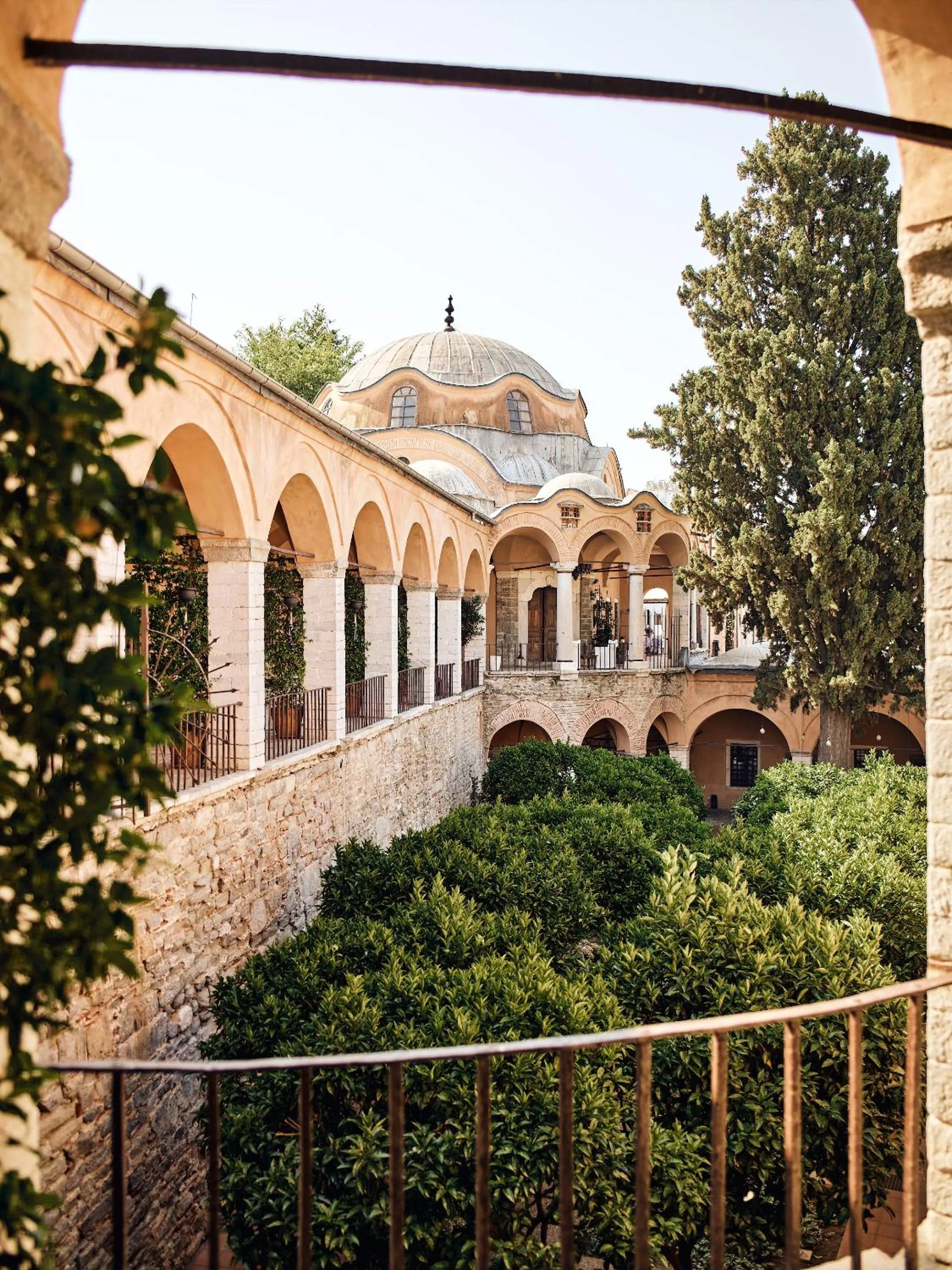 Property building in Imaret