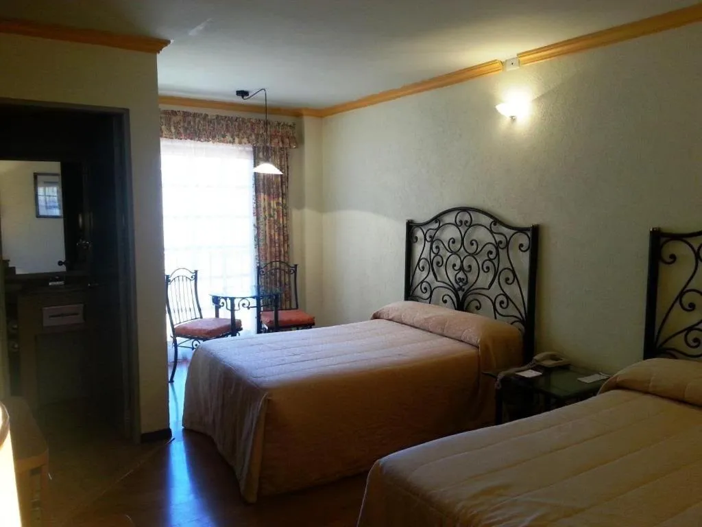 Photo of the whole room in Hotel La Finca del Minero