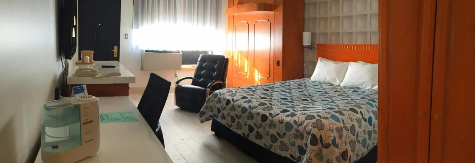 Bed in Amosphère Complexe