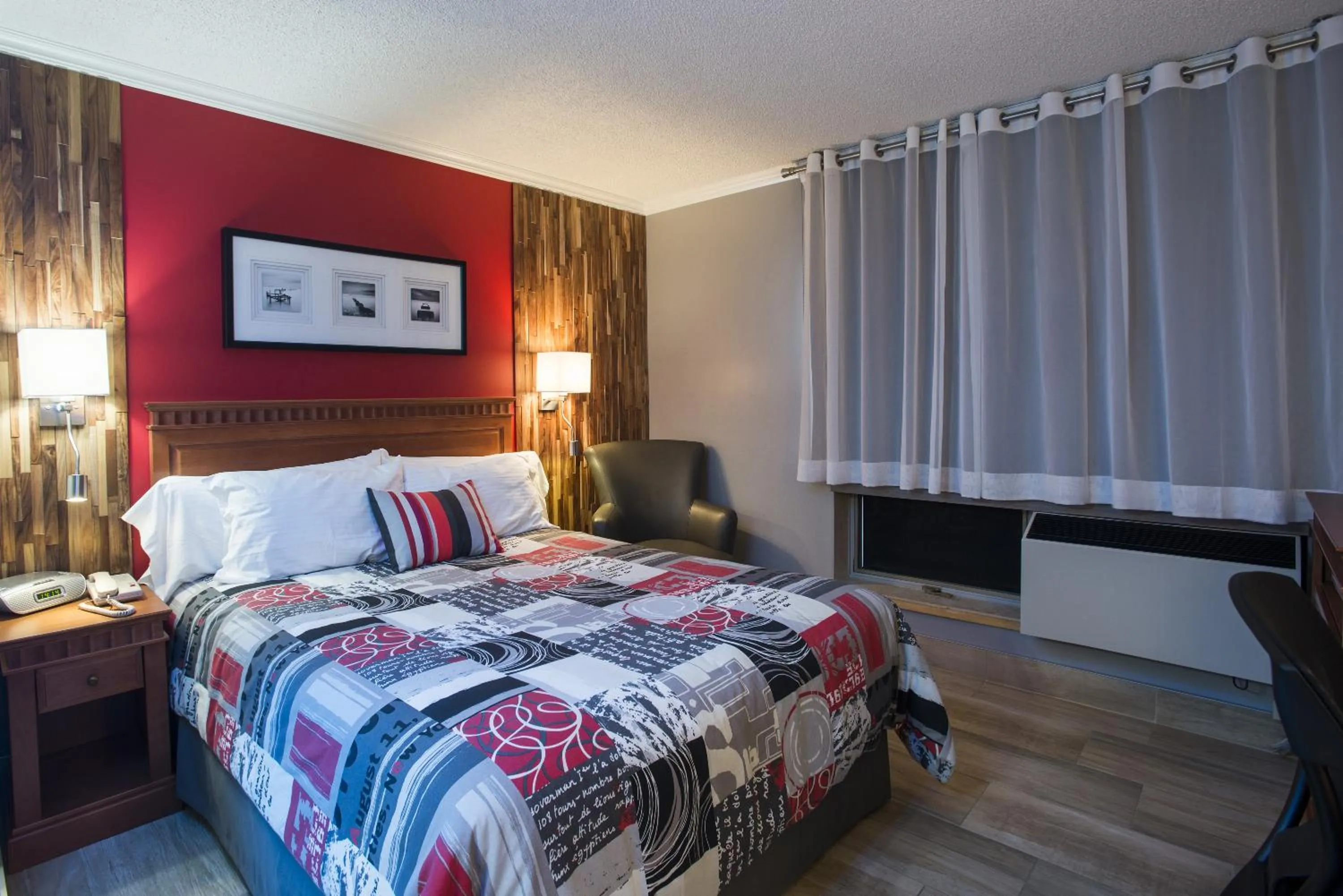 Bedroom, Bed in Amosphère Complexe