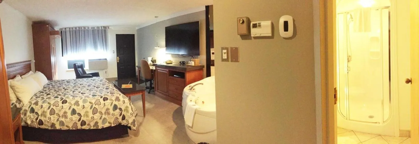 Bed in Amosphère Complexe