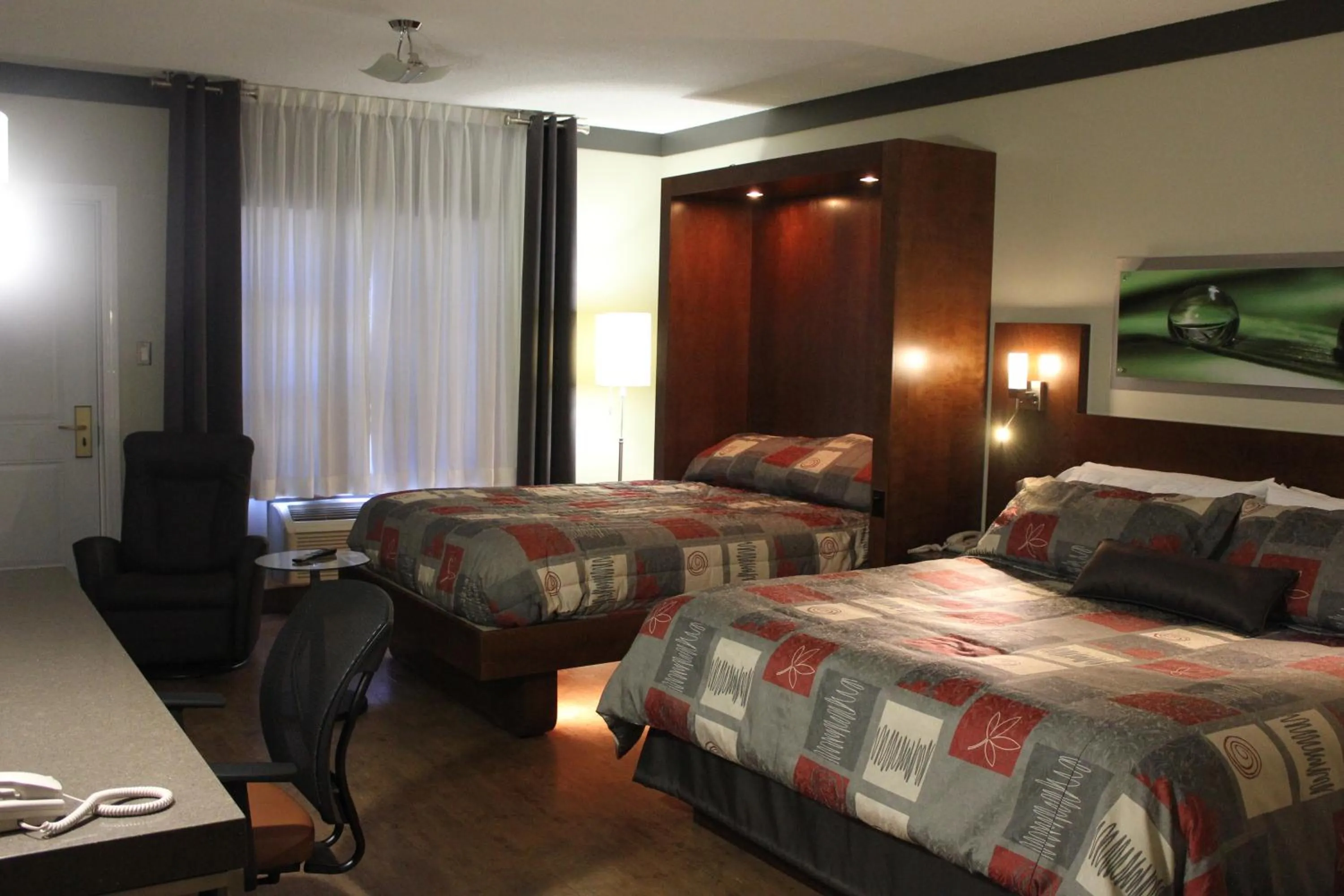 Photo of the whole room, Bed in Amosphère Complexe