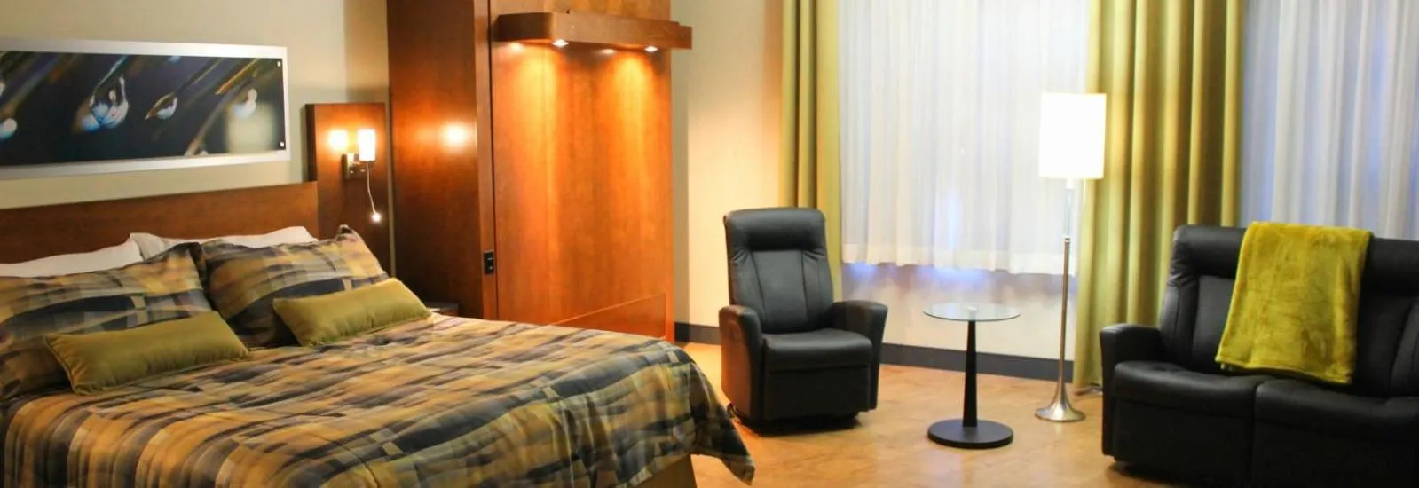 Bed in Amosphère Complexe